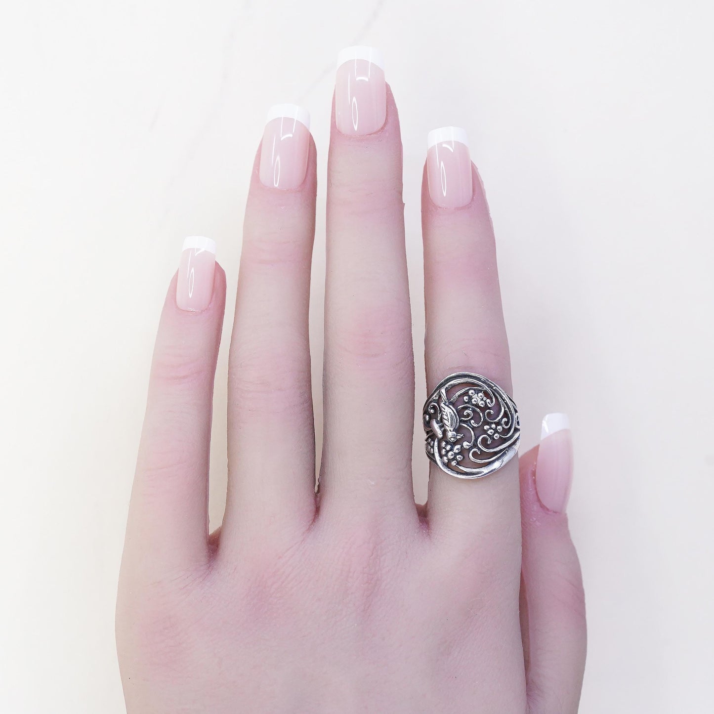 Size 7, VTG sterling silver handmade ring, 925 whirl filigree band bird flower