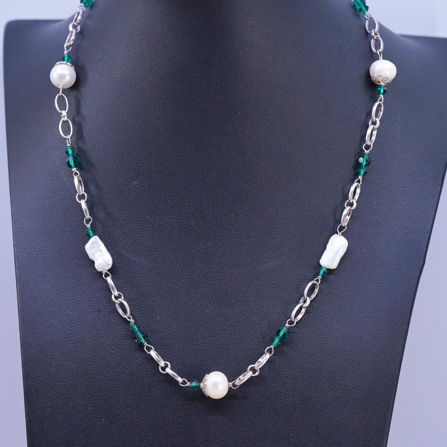 20" Sterling 925 silver necklace with freshwater pearl green crystal beads