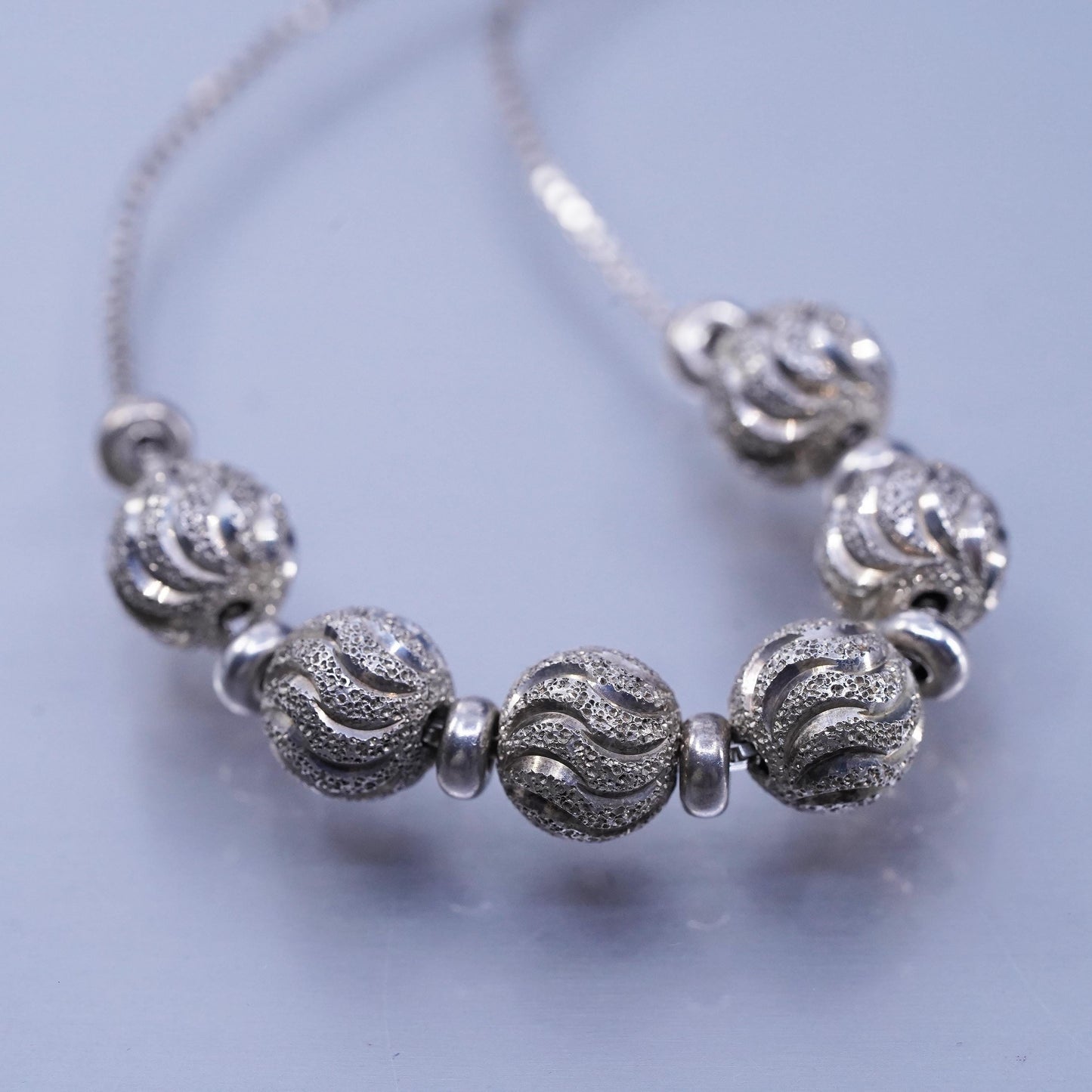 16” Italian Sterling 925 silver box chain necklace with textured beads pendant