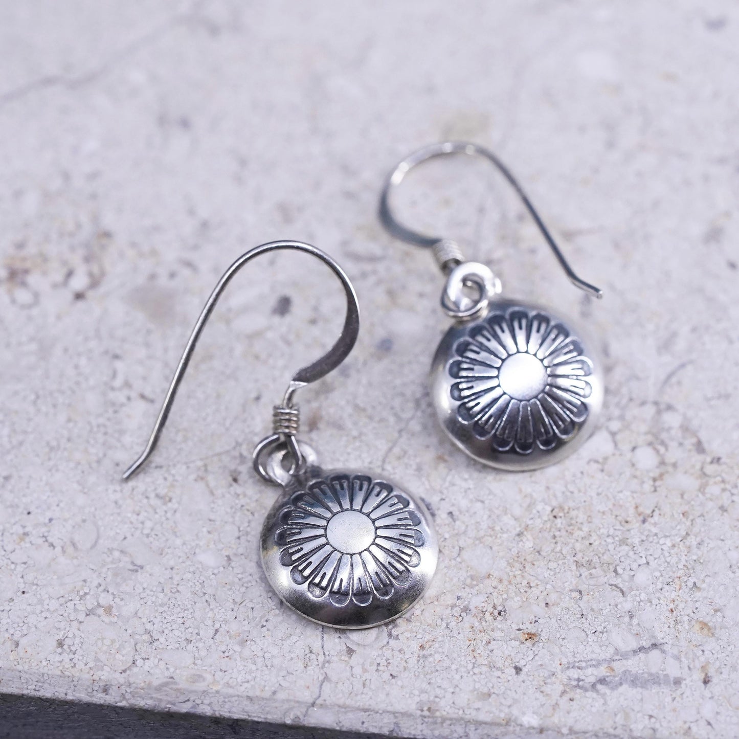 Native American sterling silver handmade earrings, 925 flower discs