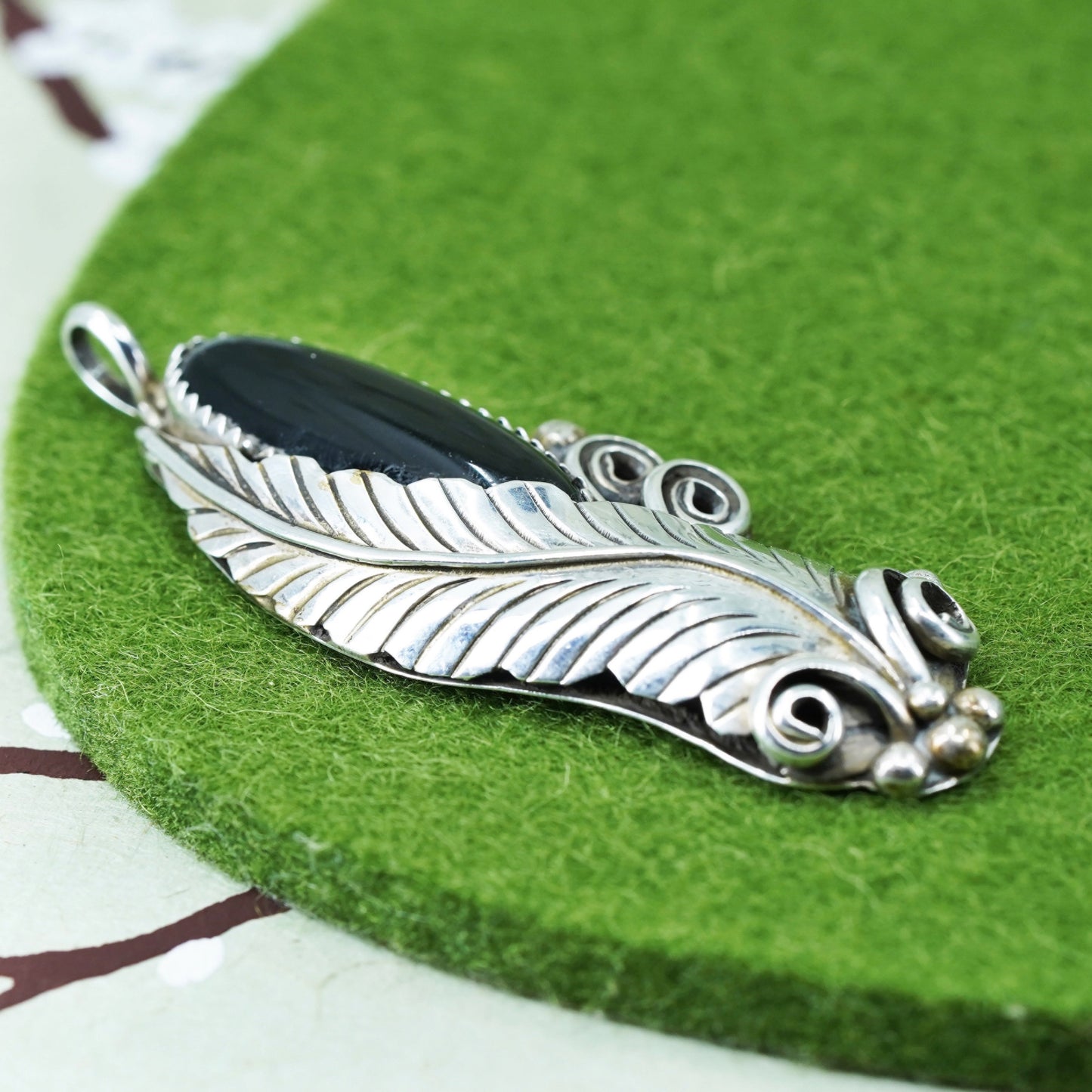 Native American Navajo sterling silver floral feather, 925 oval pendant w/ onyx