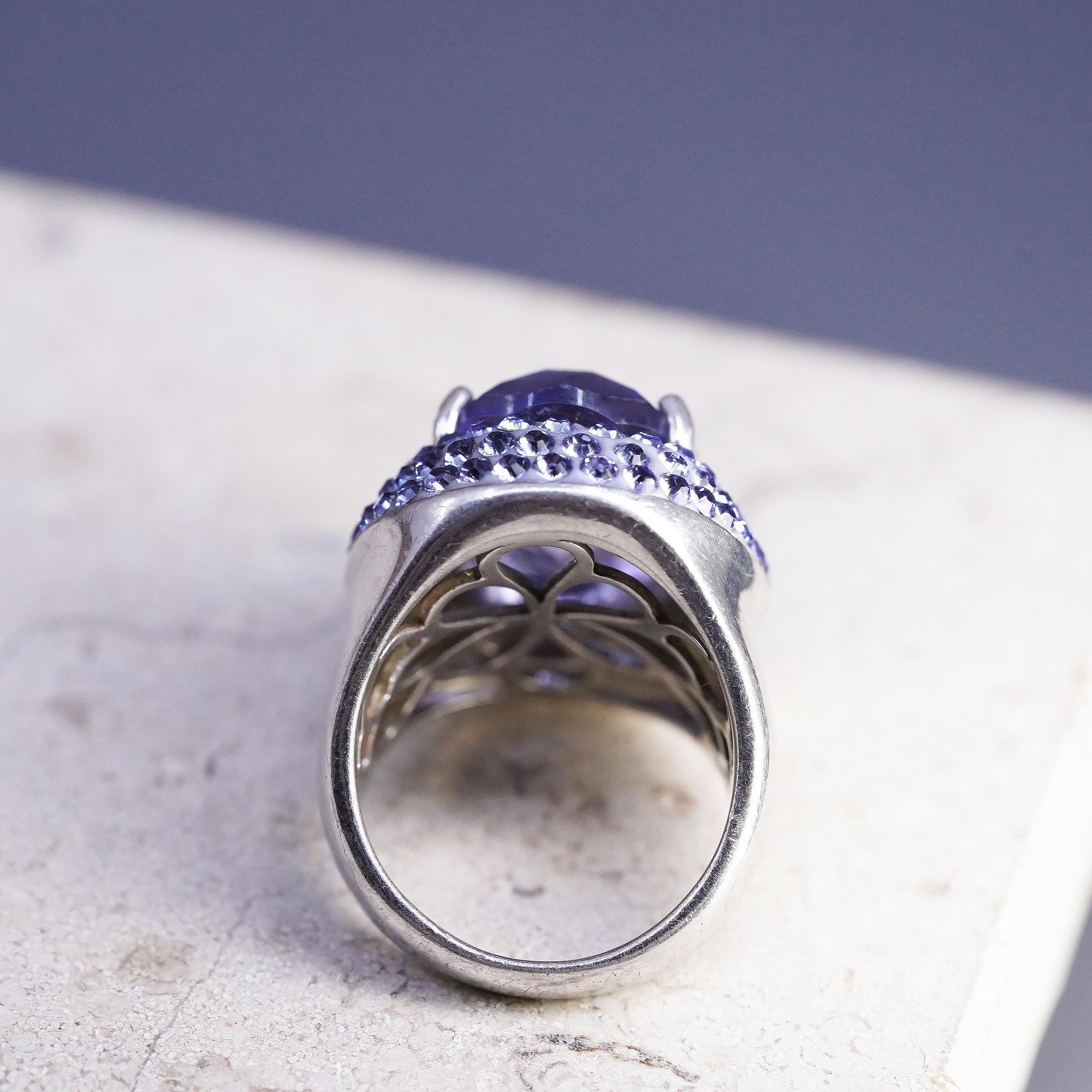 Size 7, vintage AU Sterling 925 silver Statement cocktail ring with amethyst Cz