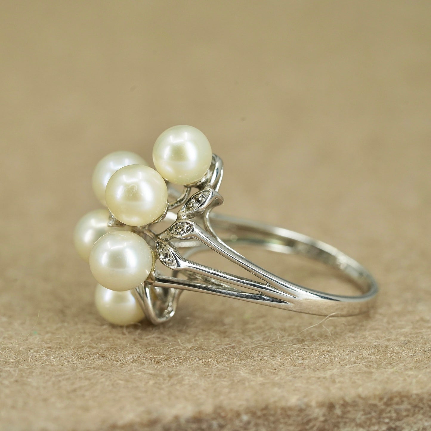 Size 4, VTG Sterling 925 silver handmade ring with cluster pearl and diamond