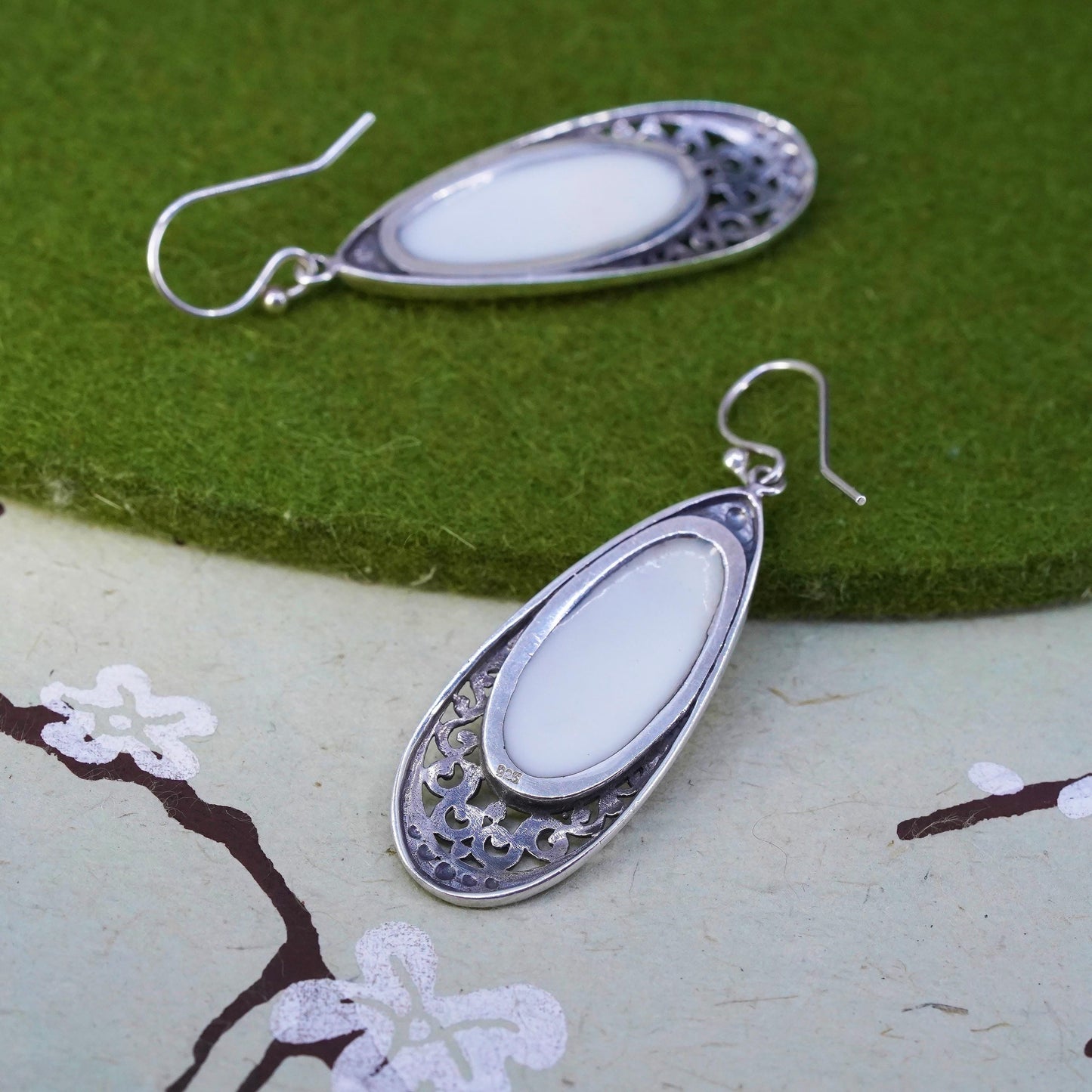 Vintage sterling 925 silver Bali teardrop earrings with mother of pearl drop