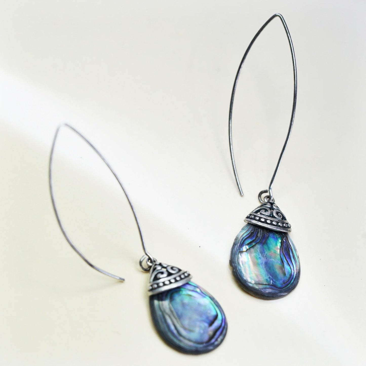 Vintage Thailand FD sterling 925 silver handmade teardrop earrings with abalone