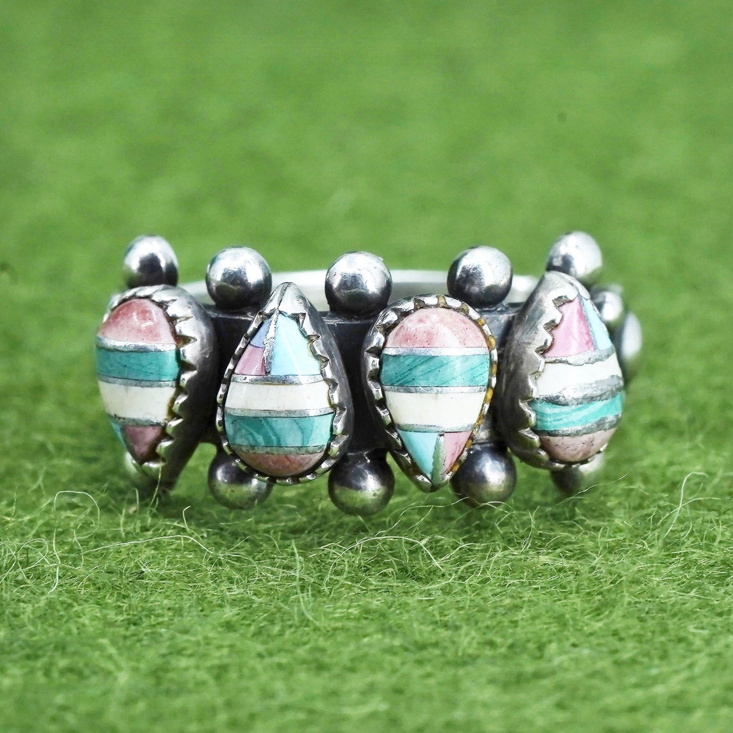 Size 5.75, Native American Zuni Sterling silver ring, 925 band turquoise coral