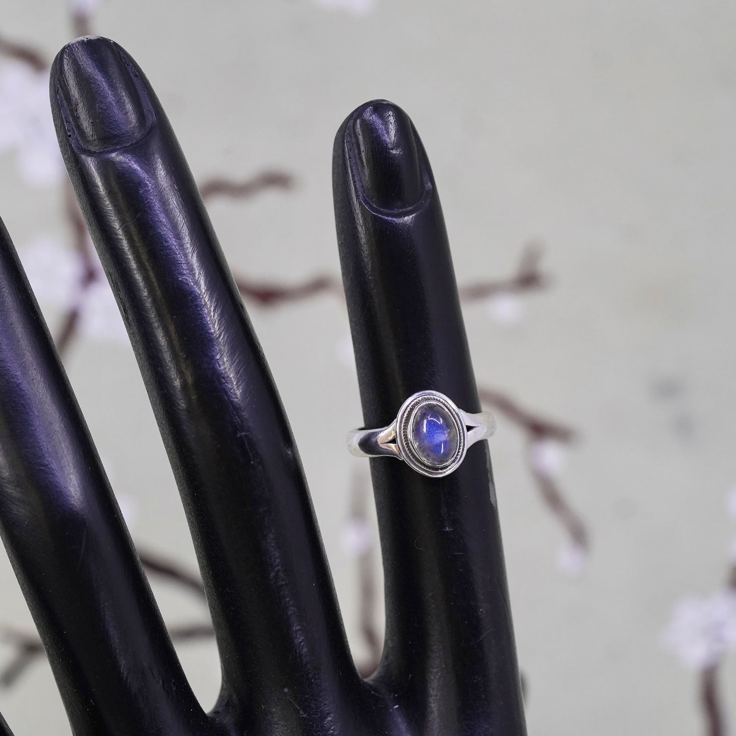 Size 3.5, vintage sterling 925 silver handmade stackable ring with moonstone