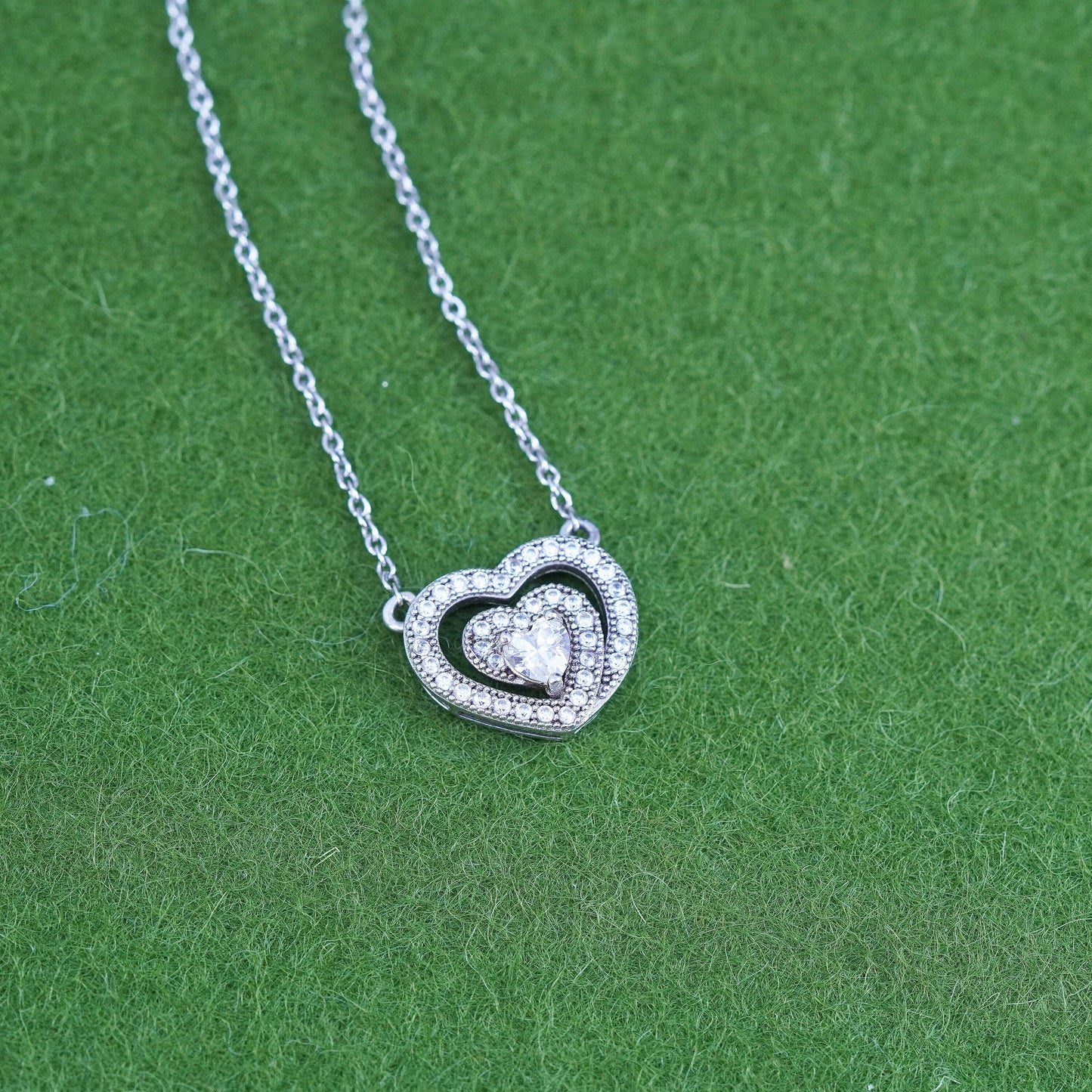 18”, Vintage sterling silver circle chain with Cluster Cz heart pendant