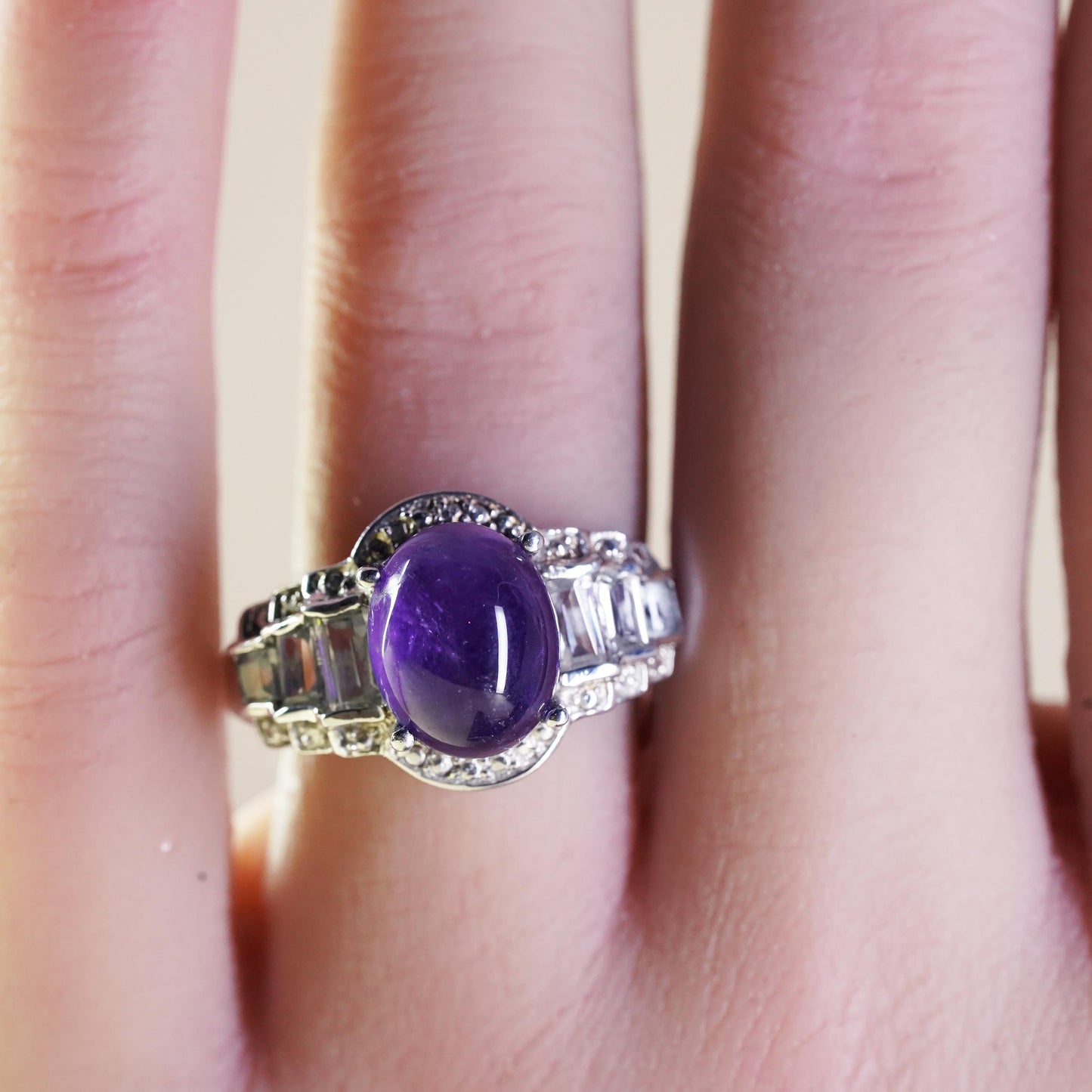 Size 8.25, vintage Sterling silver 925 cocktail ring dome amethyst clear quartz
