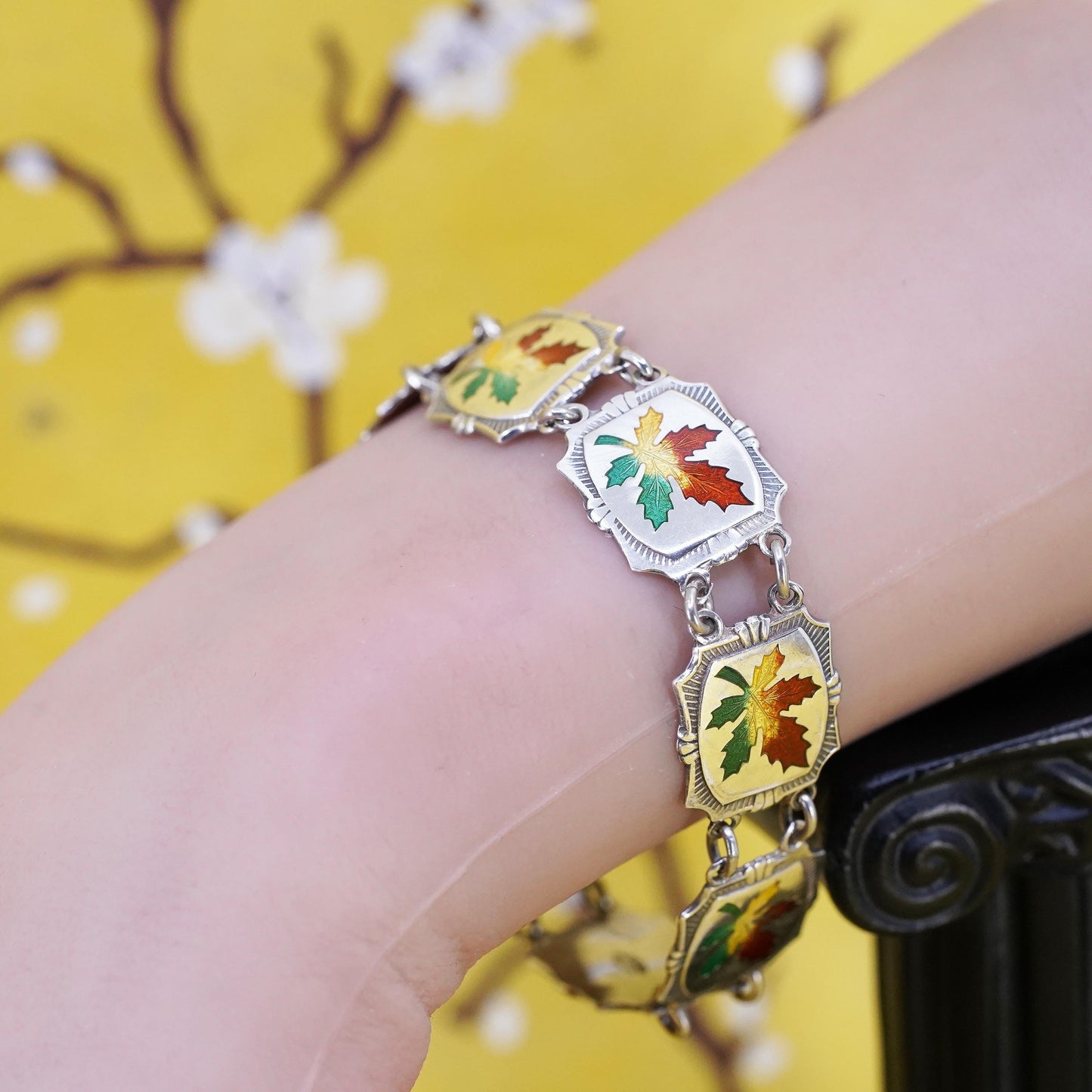 6.75”, vintage BMCO Sterling silver bracelet, 925 enamel maple leafy chain