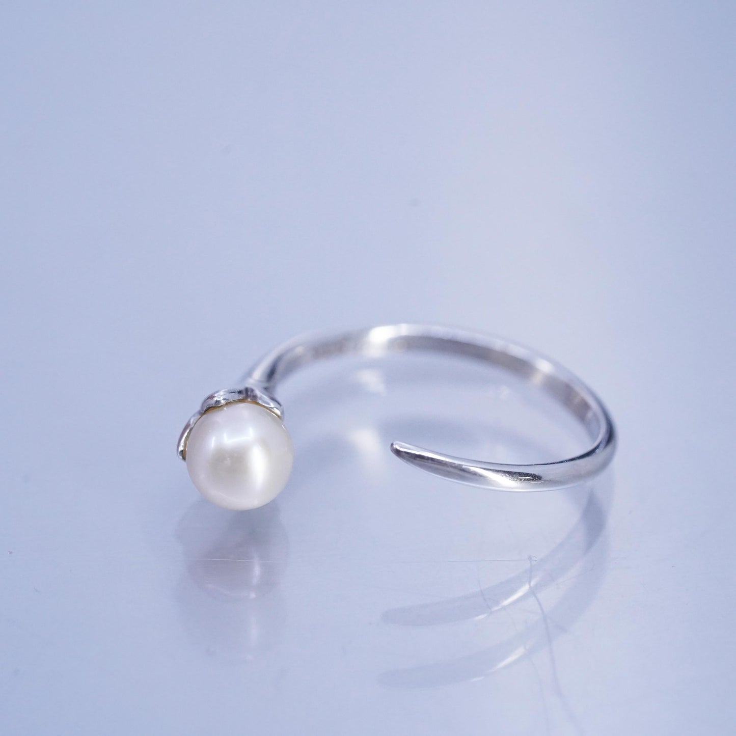 Size adjustable, vintage Boma Sterling 925 silver handmade wrap band ring pearl