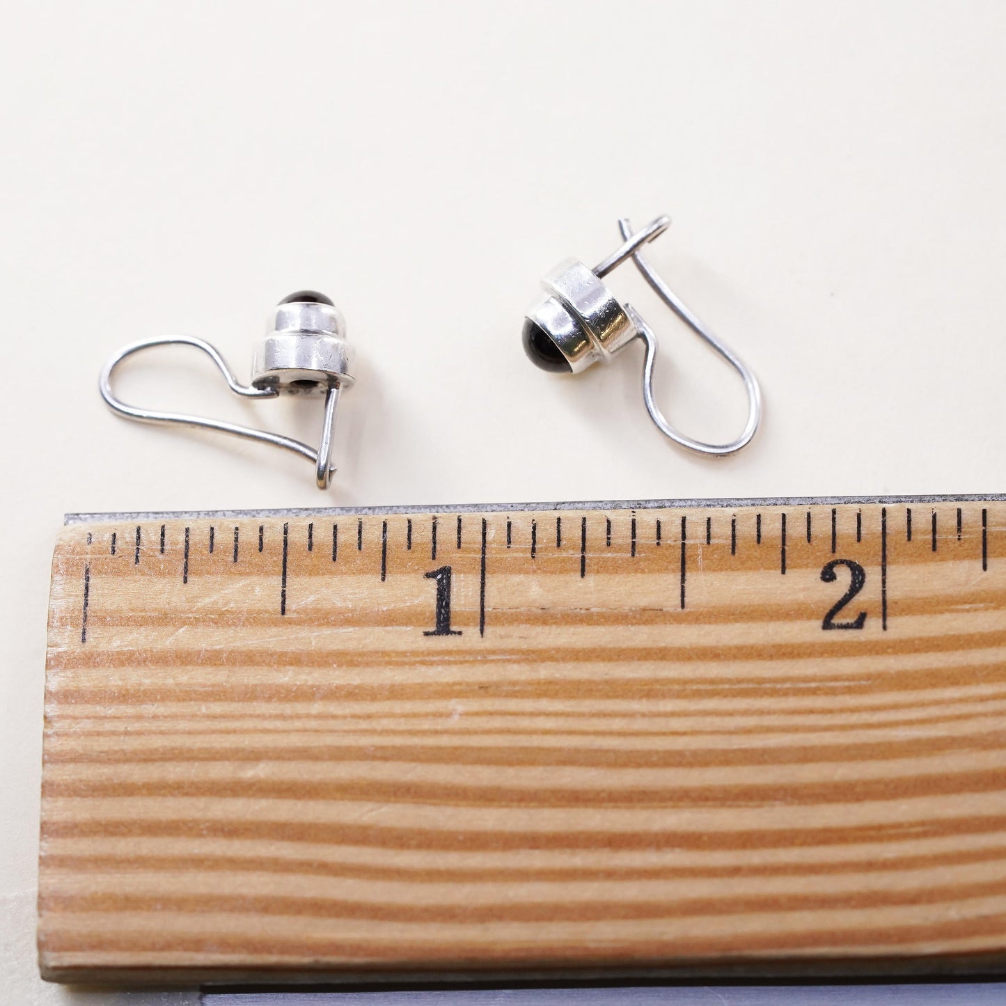 Vintage sterling silver 925 handmade earrings with garnet