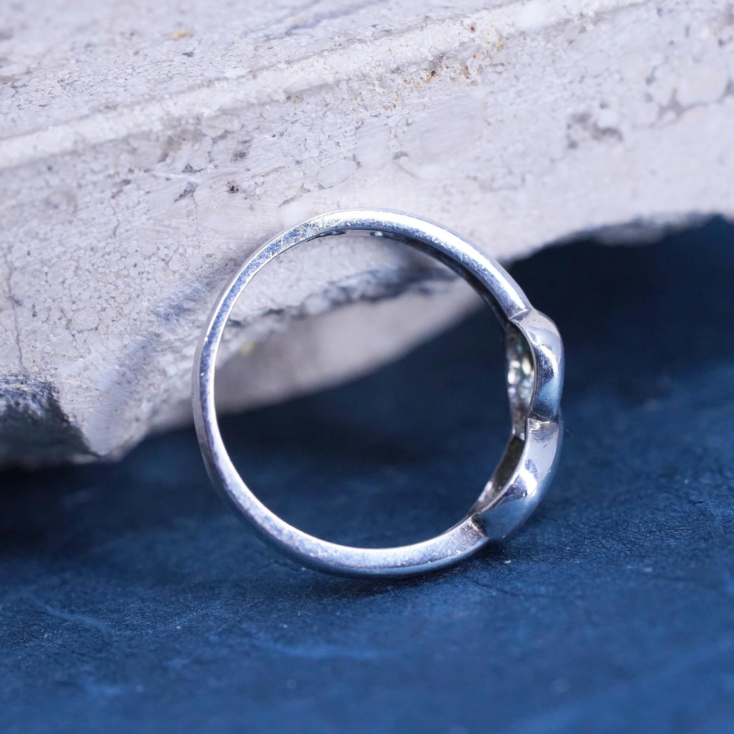 Size 3.75, VTG sterling silver handmade ring, 925 infinity loop twisted band