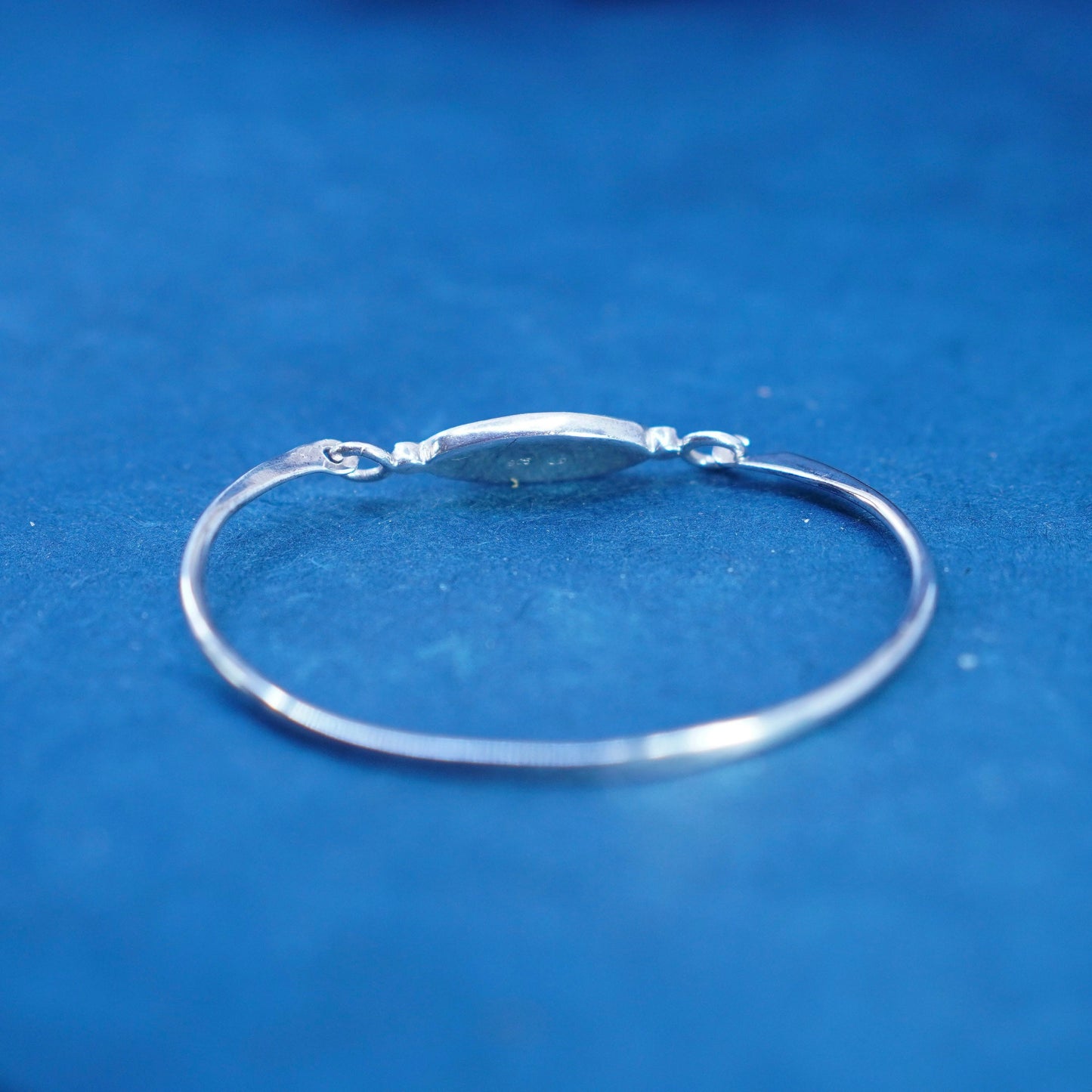 6”, Sterling silver handmade bracelet, 925 hinged bangle with mother of pearl