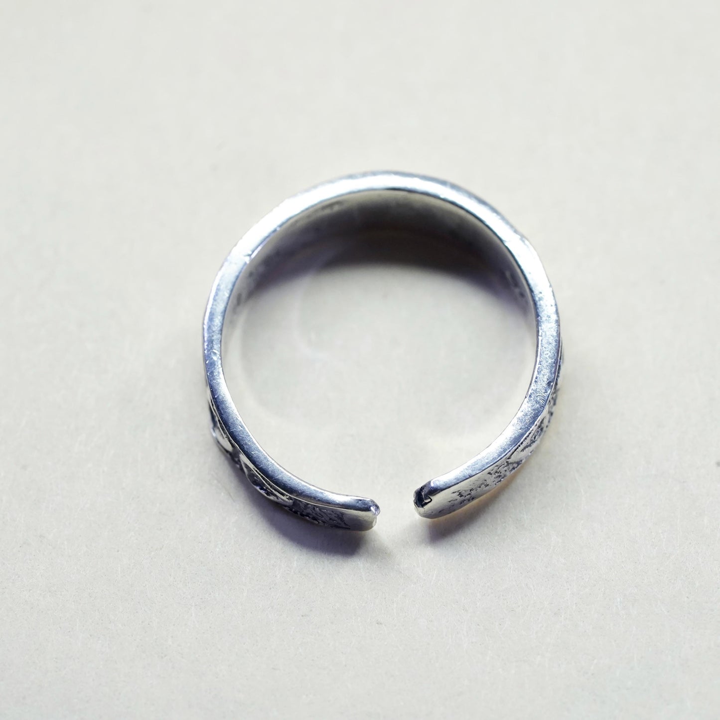 Size 4.25, vintage Sterling silver handmade ring, 925 heart arrow open band