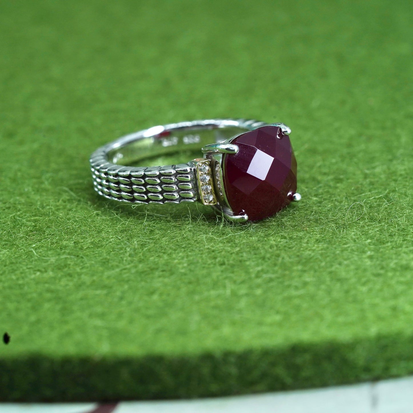 Size 7.25, vtg 14K gold accent with sterling 925 silver ring with ruby diamond