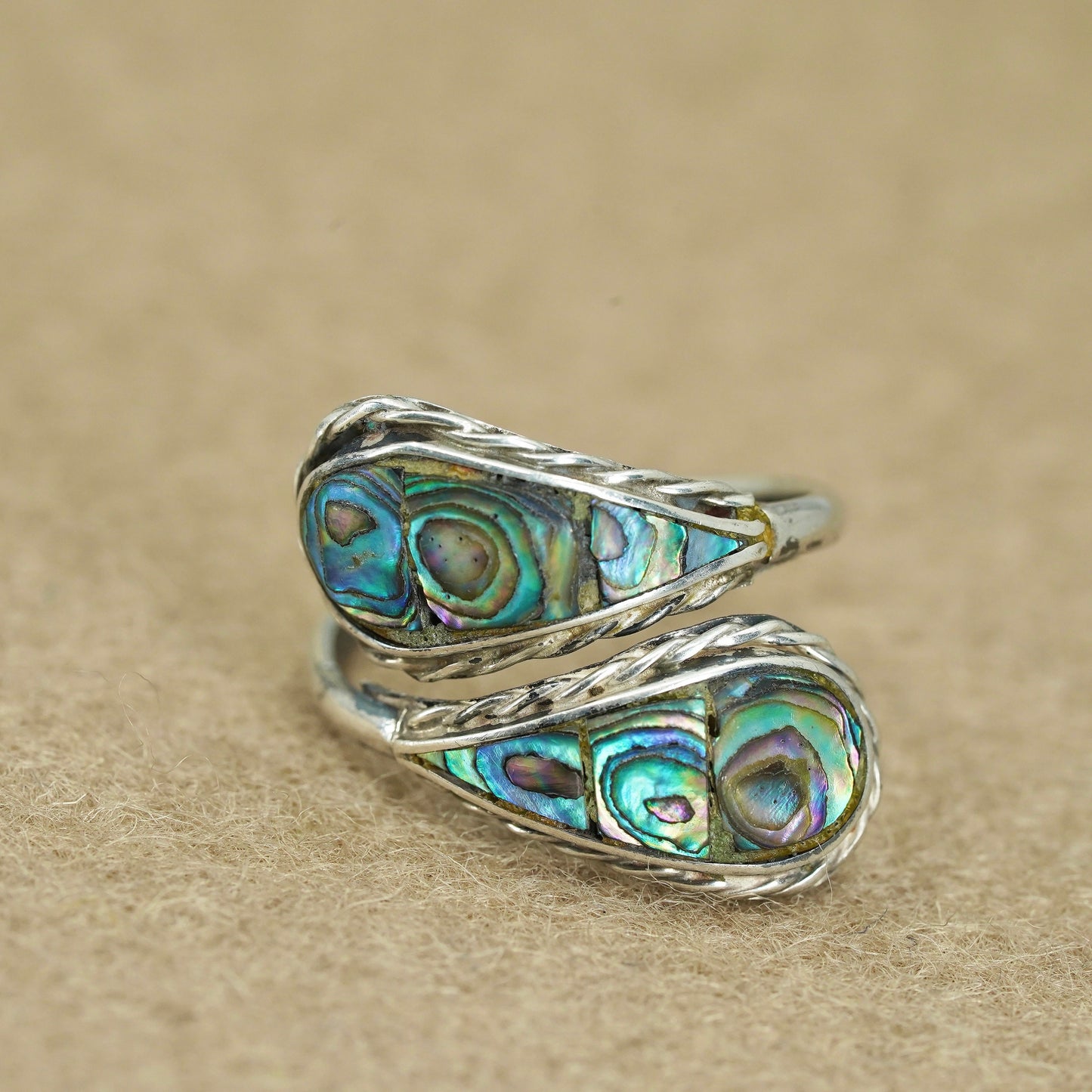 Size 6, Taxco Mexican Sterling 925 silver handmade ring with teardrop abalone