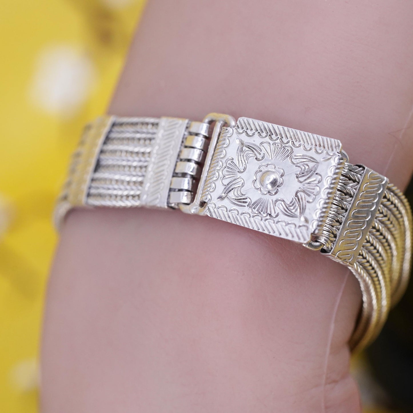 6.5”, VTG Nepal Sterling 925 silver handmade bracelet, 6 strands wheat chain