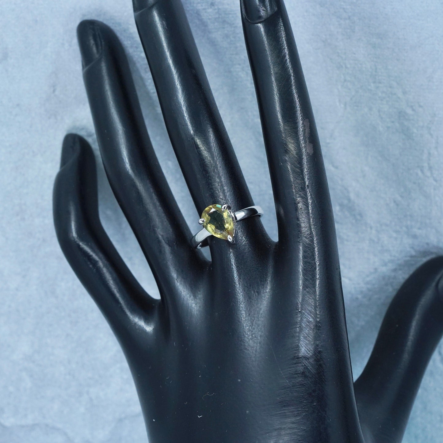 Size 7.75, vintage Sterling 925 silver handmade ring with teardrop citrine
