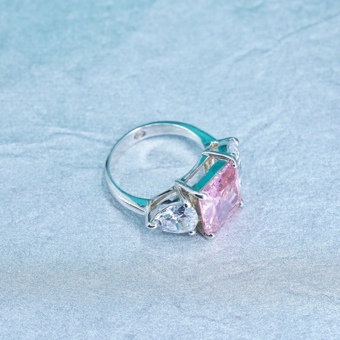 Size 7, vintage Sterling 925 silver handmade ring with rectangular pink Cz