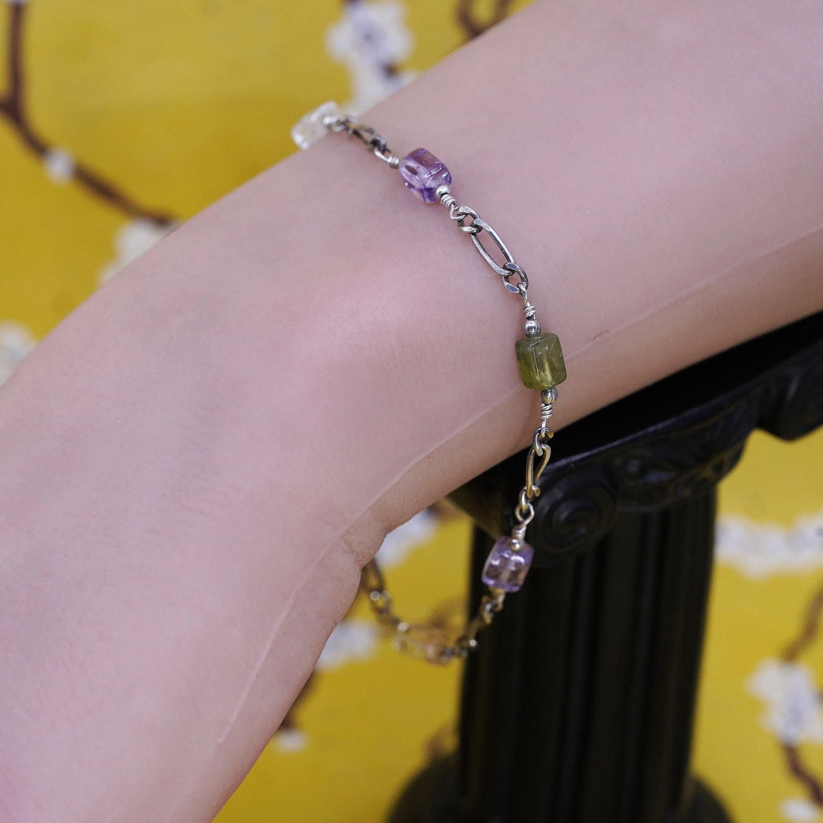 7", VTG Sterling silver handmade bracelet, multi color crystal beads bracelet