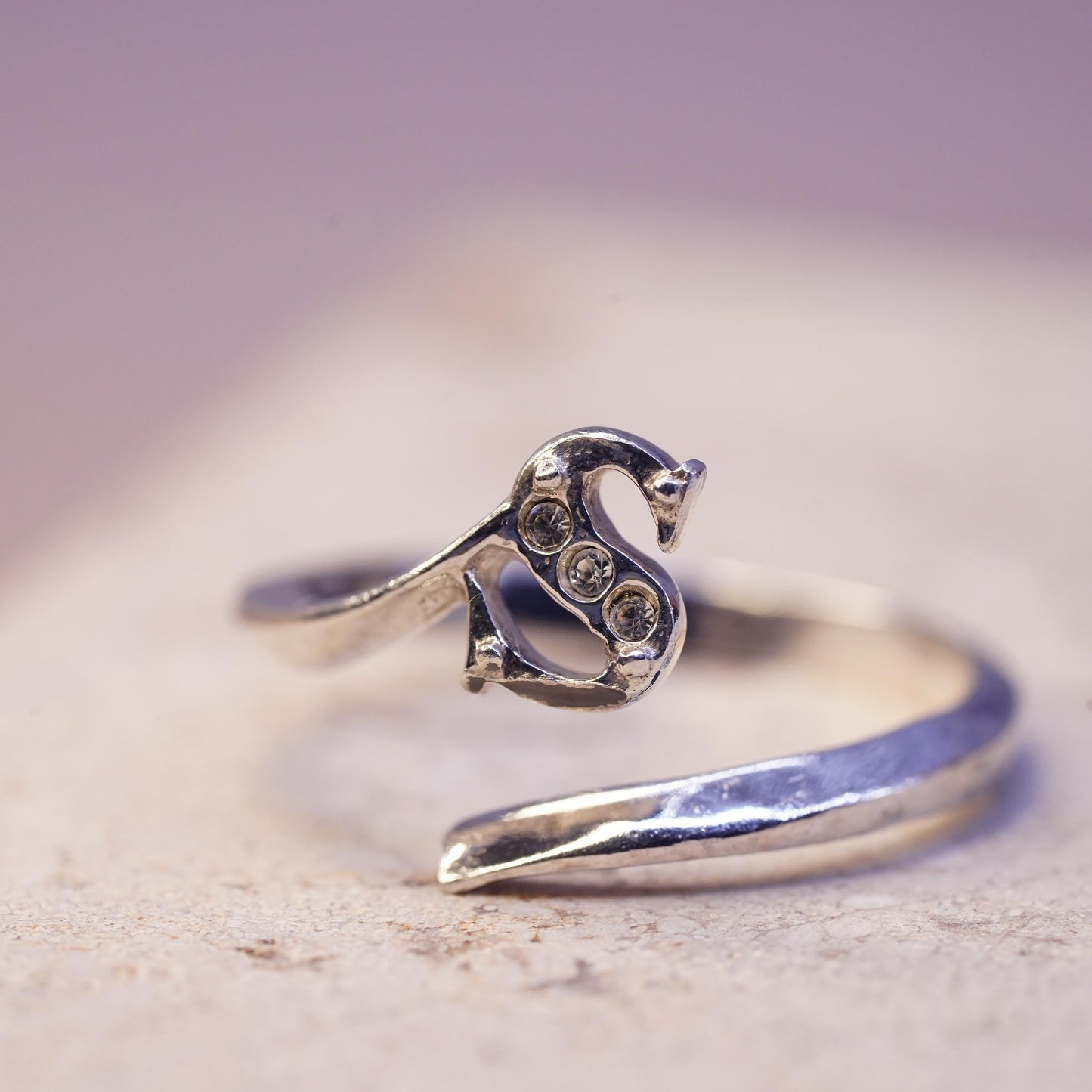 Size adjustable, vintage Sterling 925 silver ring, letter S wrap band with cz