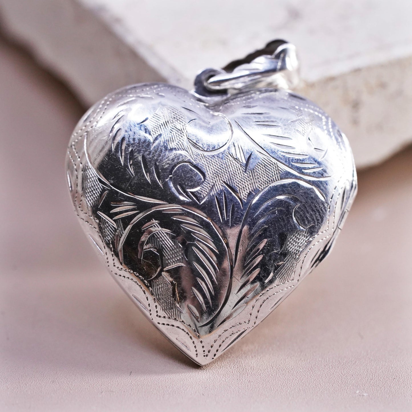 1.25” Vintage Sterling silver pendant, floral textured 925 heart photo locket