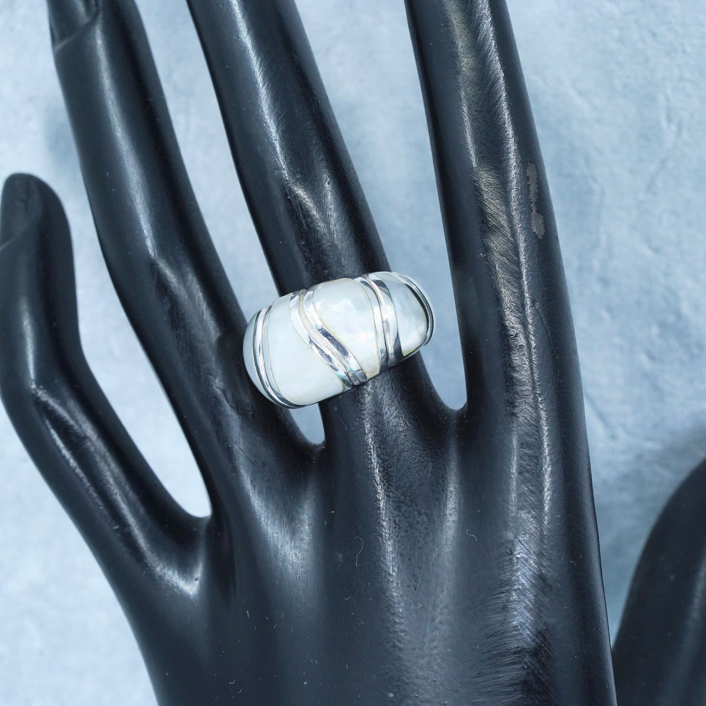Size 6.5, Sterling 925 silver handmade band ring with mother of pearl inlay