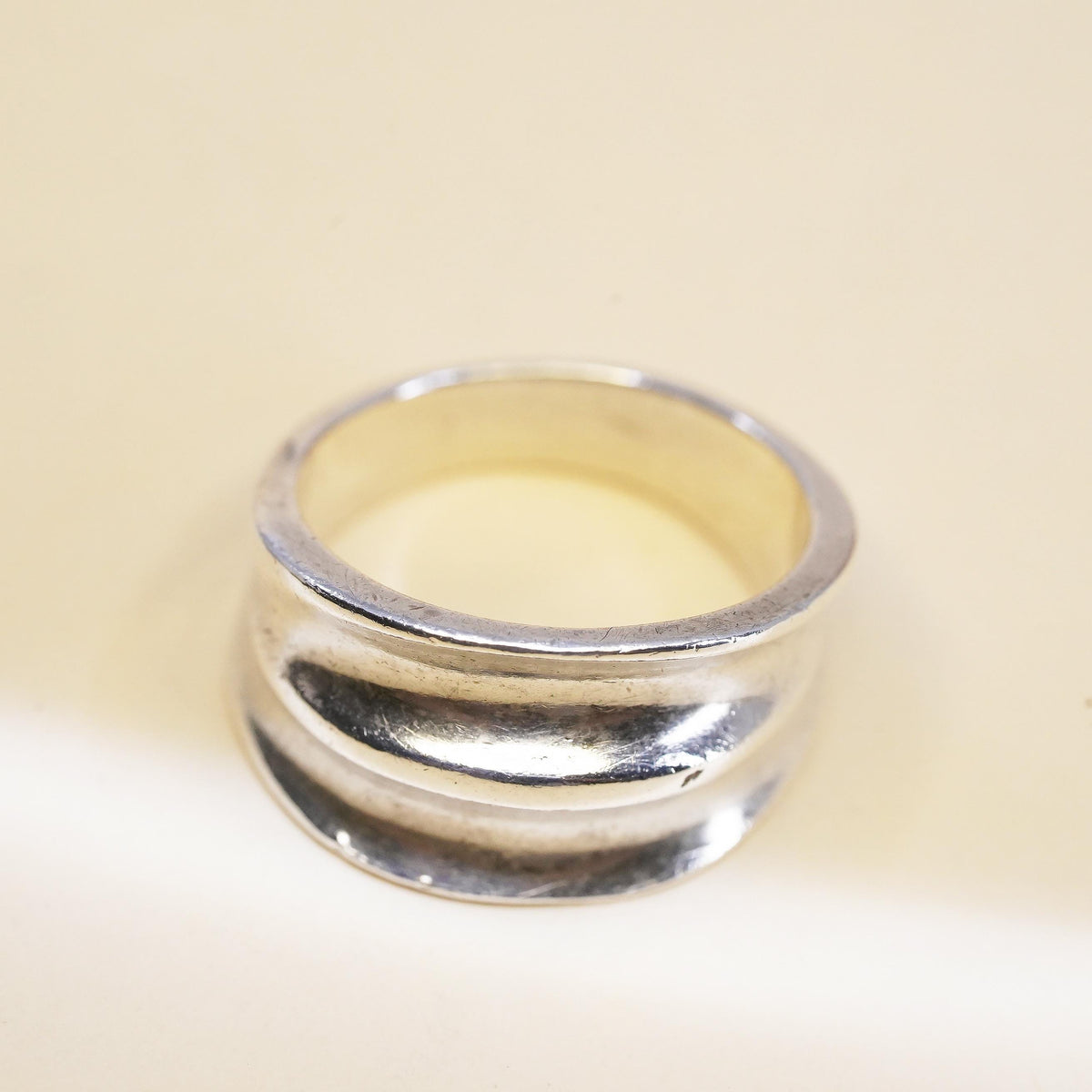 Size 8.25, VTG sterling silver handmade ribbed ring, southwestern 925 band