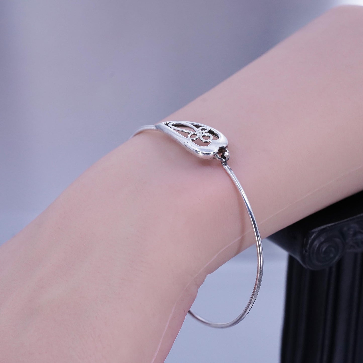 7.75”, Vintage Sterling 925 silver handmade bracelet, cross hinged bangle