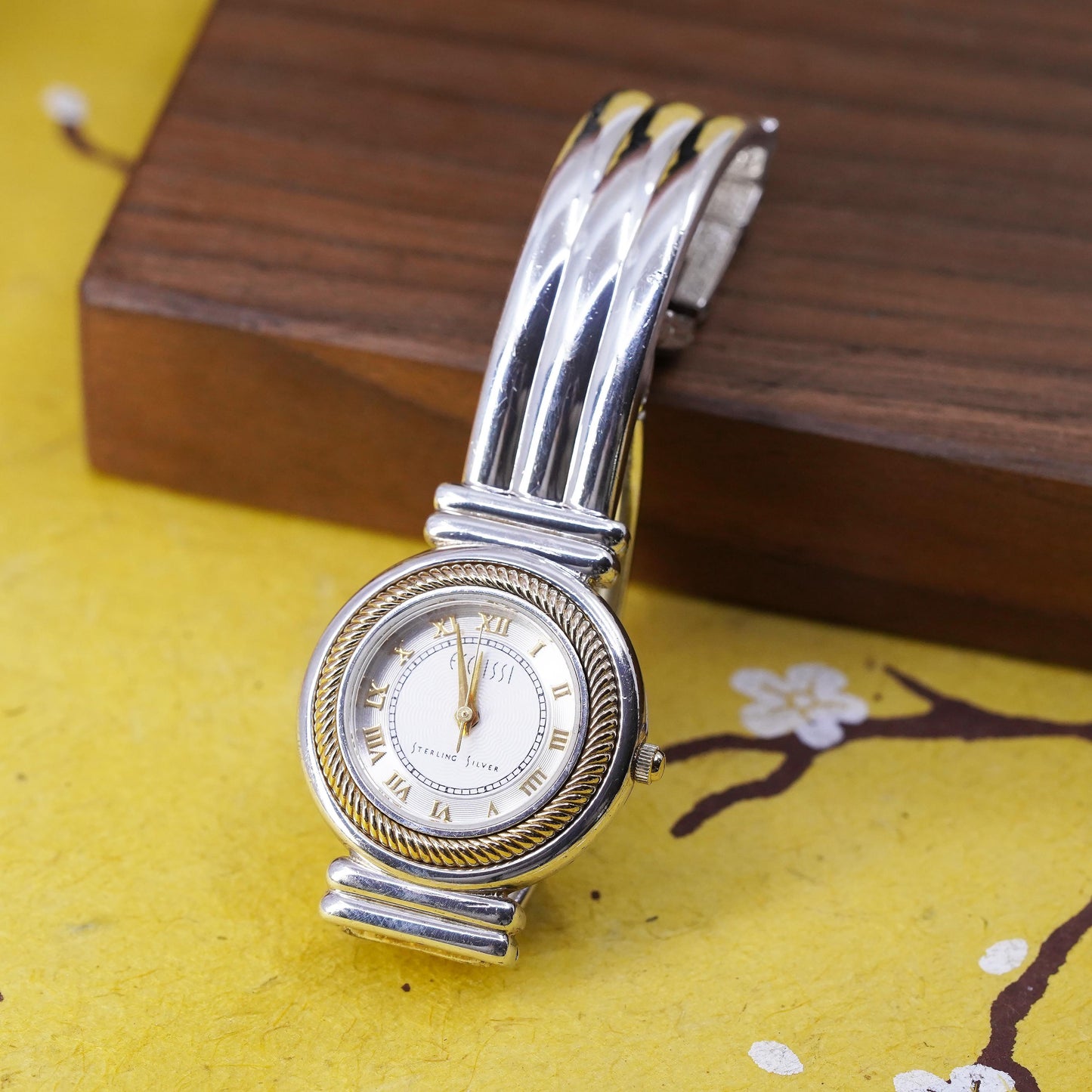 Ecclissi round face watch with sterling 925 silver watch band gold cable