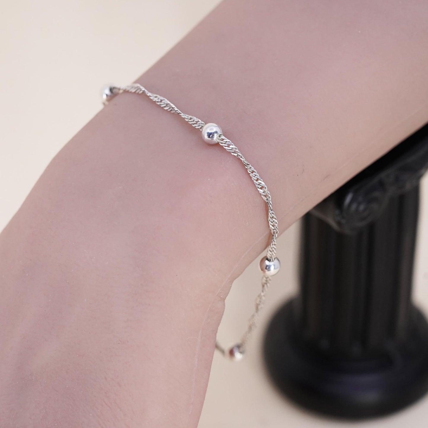 7.75" Italian sterling silver bracelet, twisted curb link chain with 3mm beads