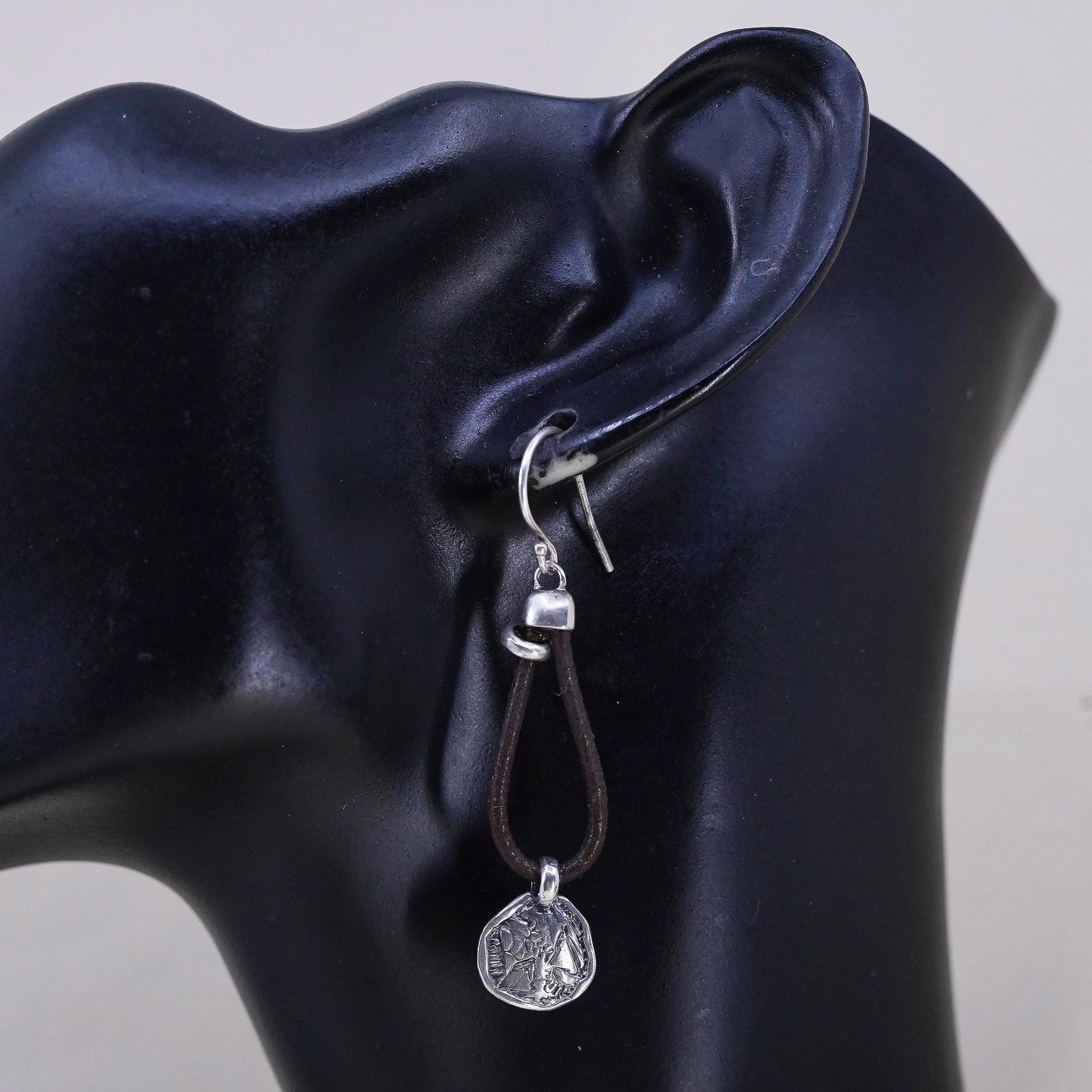 SILPADA Israeli 925 Sterling Silver Leather PRAIRIE GIRL Disc Earrings W2179