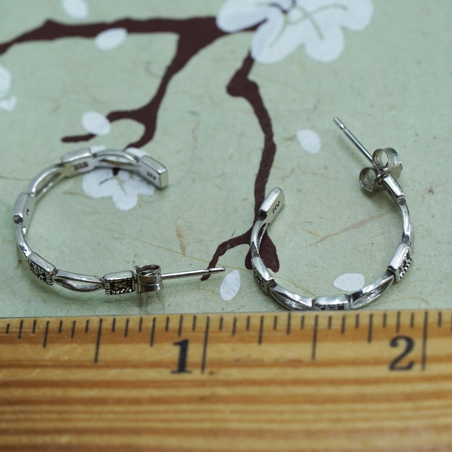 0.75", Vintage sterling silver earrings, 925 silver huggie with genuine diamond