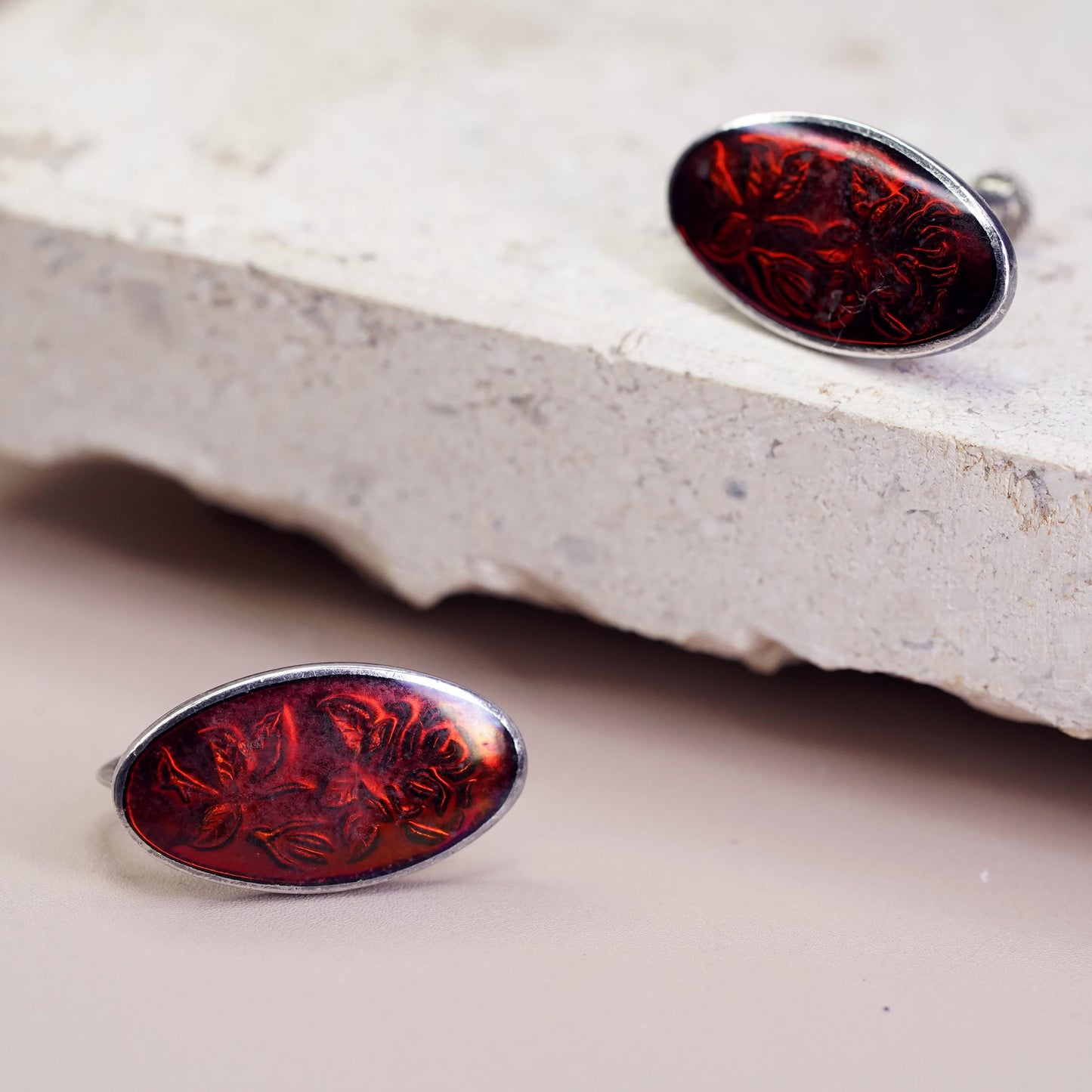 Vintage Sterling 925 silver screw back oval earrings with red enamel flower