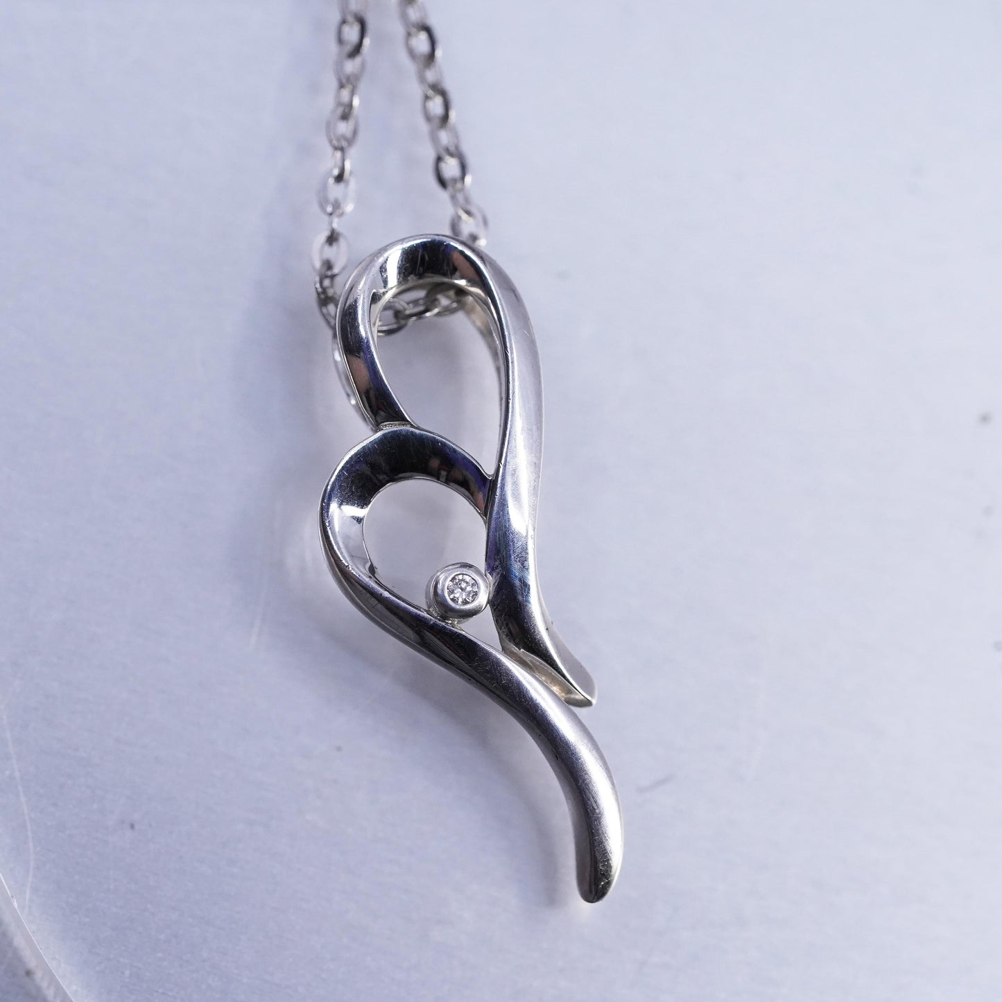 18", vintage Sterling 925 silver flatten circle necklace diamond heart pendants