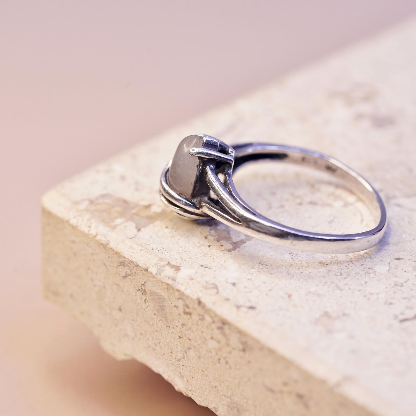 Size 5.5, VTG 925 Sterling Silver Chalcedony Cocktail Ring, 925 statement band