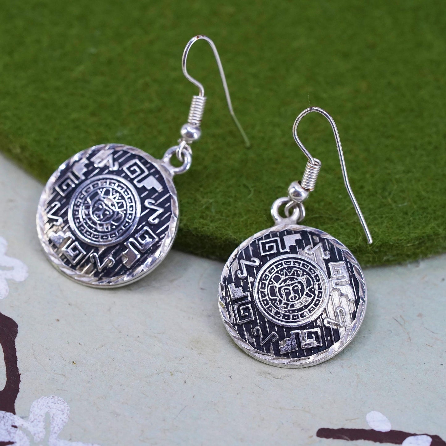 Vintage sterling silver handmade earrings, 925 circle with Mayan calendar