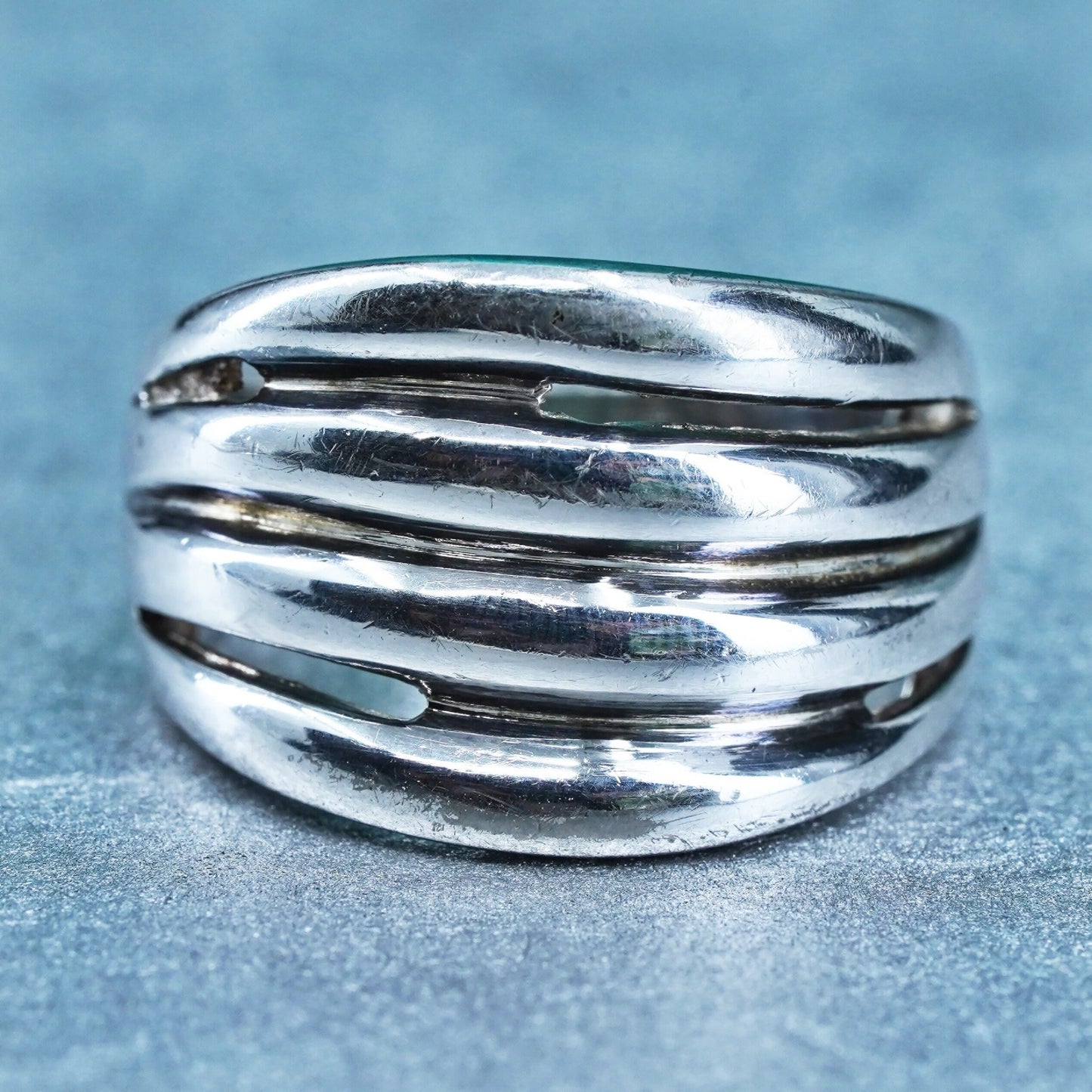 Size 6, vintage Sterling 925 silver handmade ring, modern ribbed band