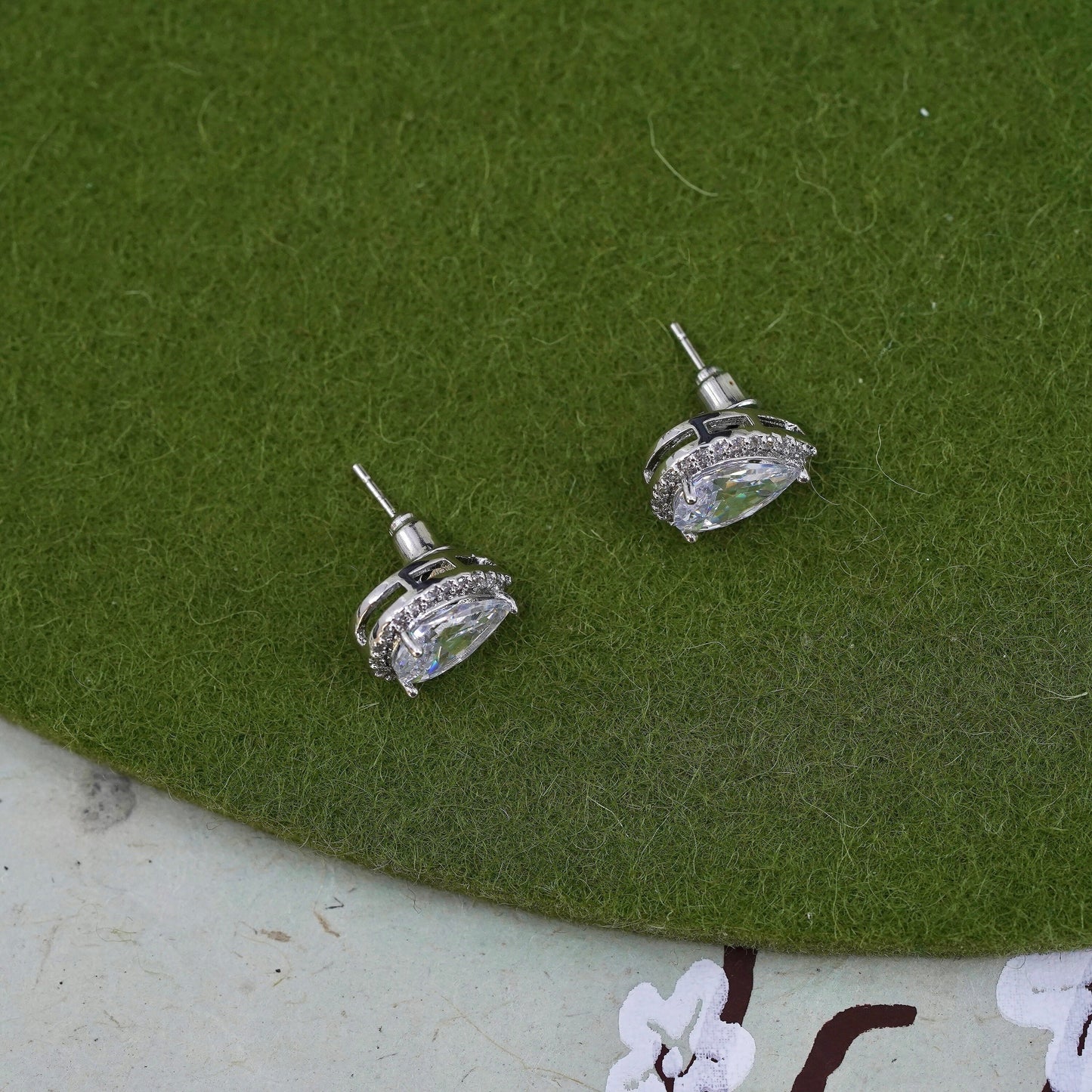 Vintage sterling silver genuine cz teardrop studs, fashion minimalist earrings