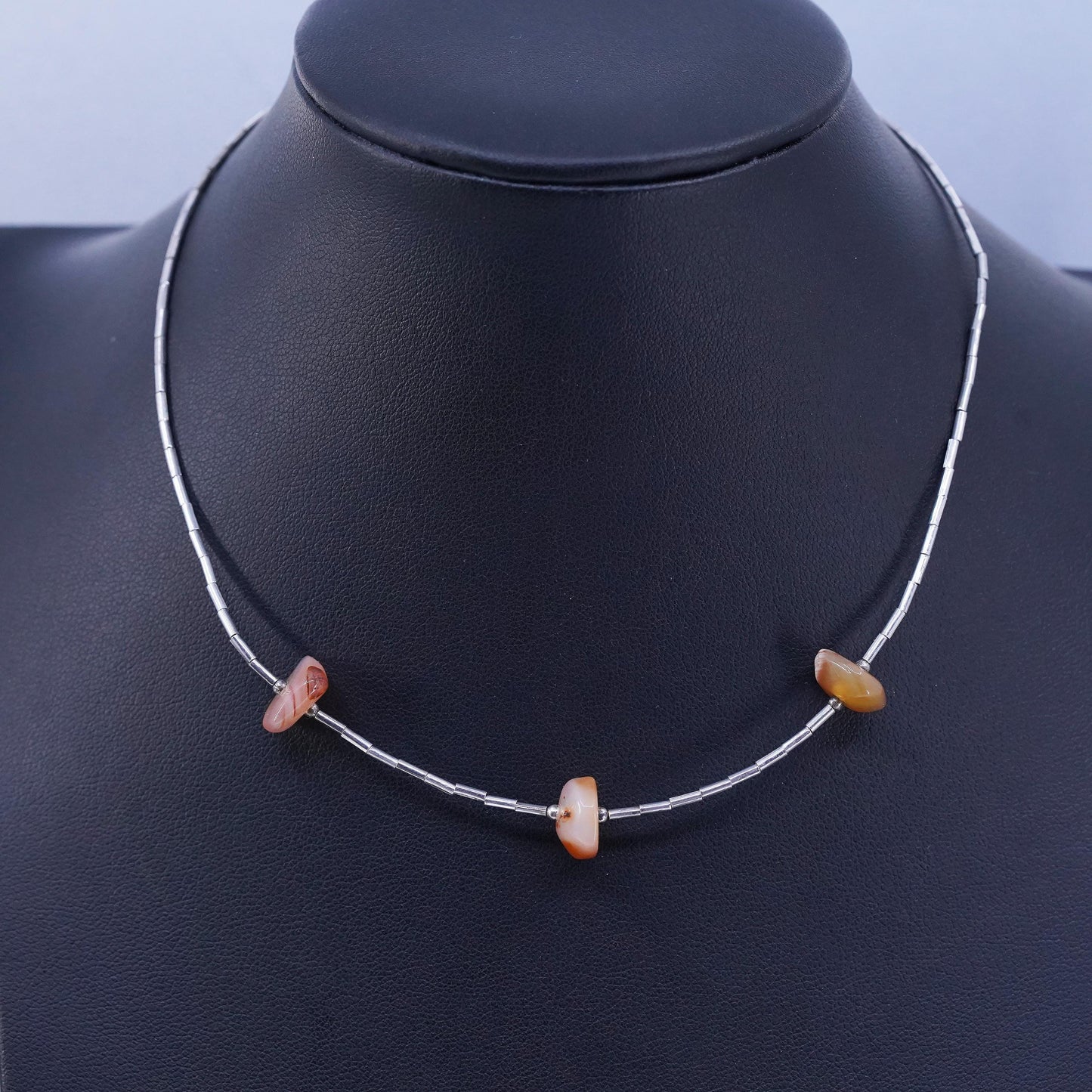 14”, Native American Sterling 925 liquid silver necklace with agate beads