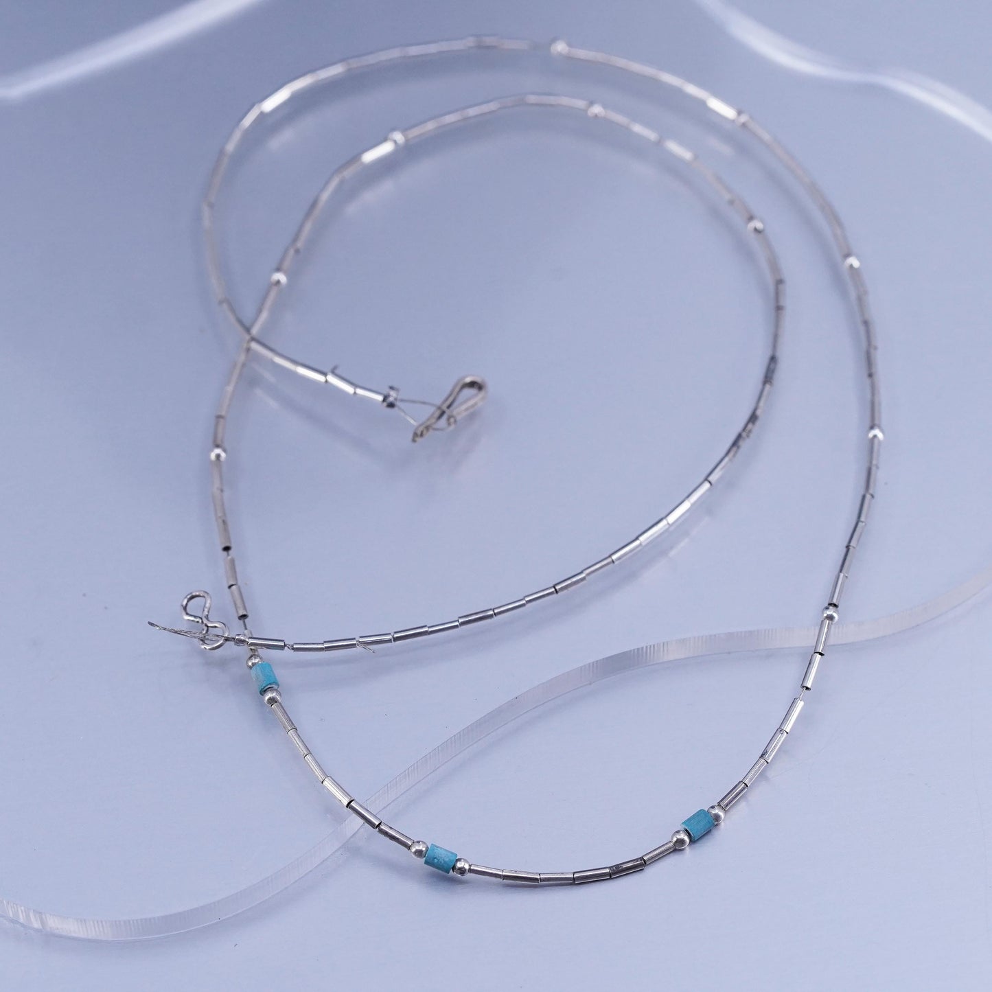 22”, Native American Sterling 925 liquid silver necklace with turquoise beads