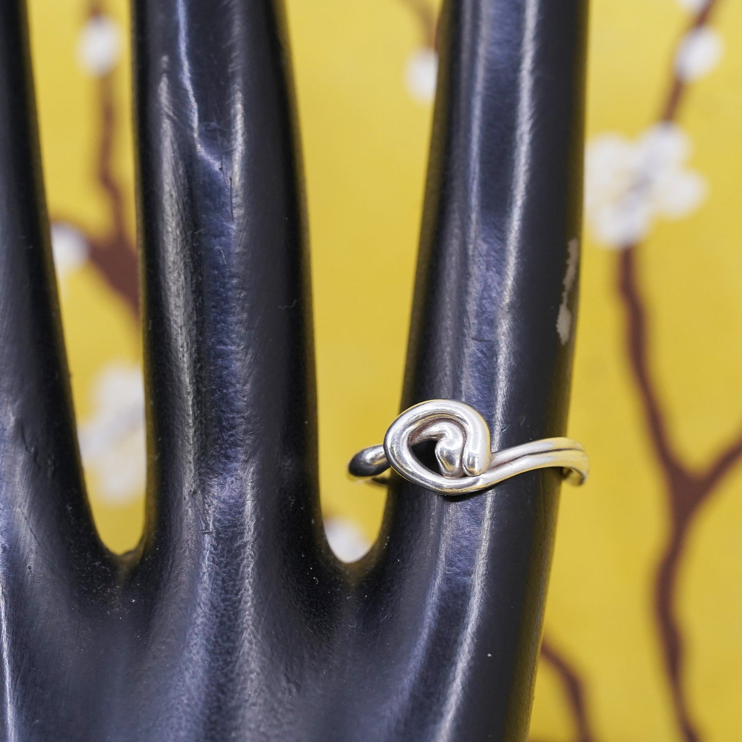 Size 5.25, vintage Sterling silver handmade ring, 925 brutalism band, open end