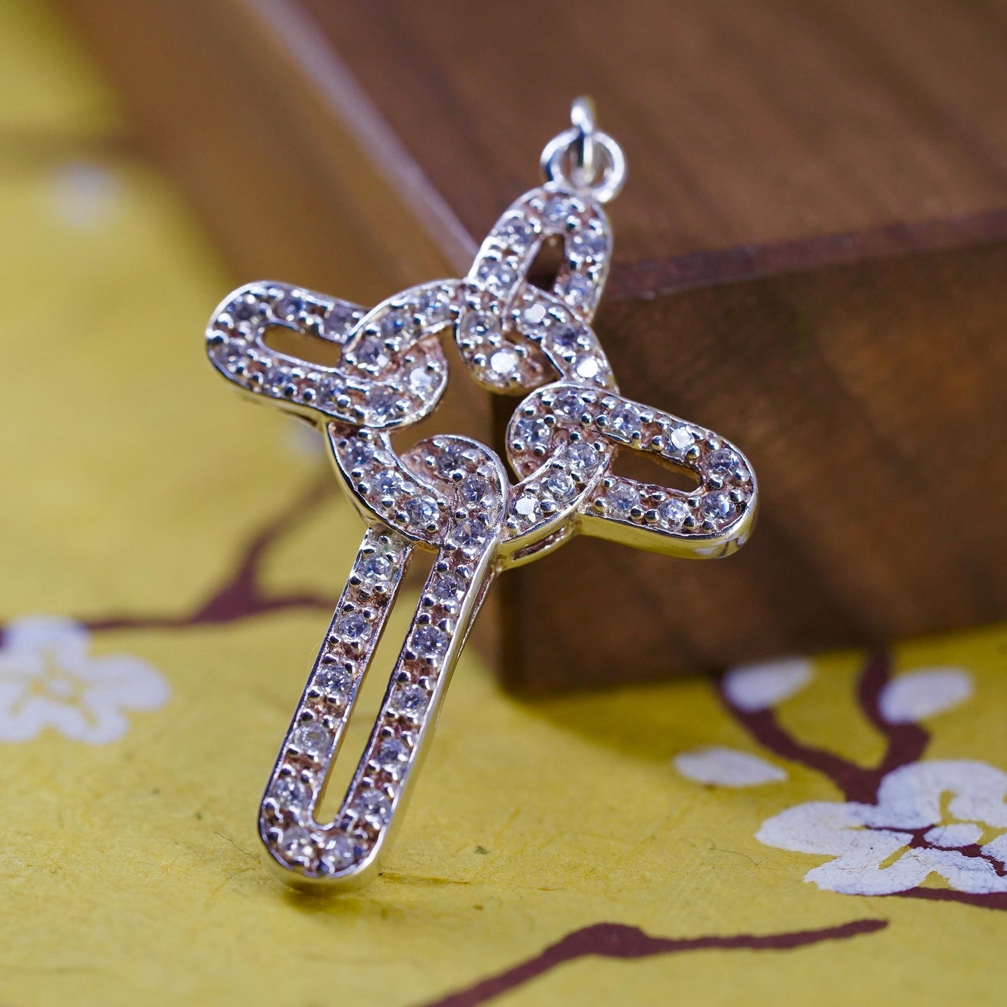 Vintage Sterling silver pendant, 925 cross with cluster cz