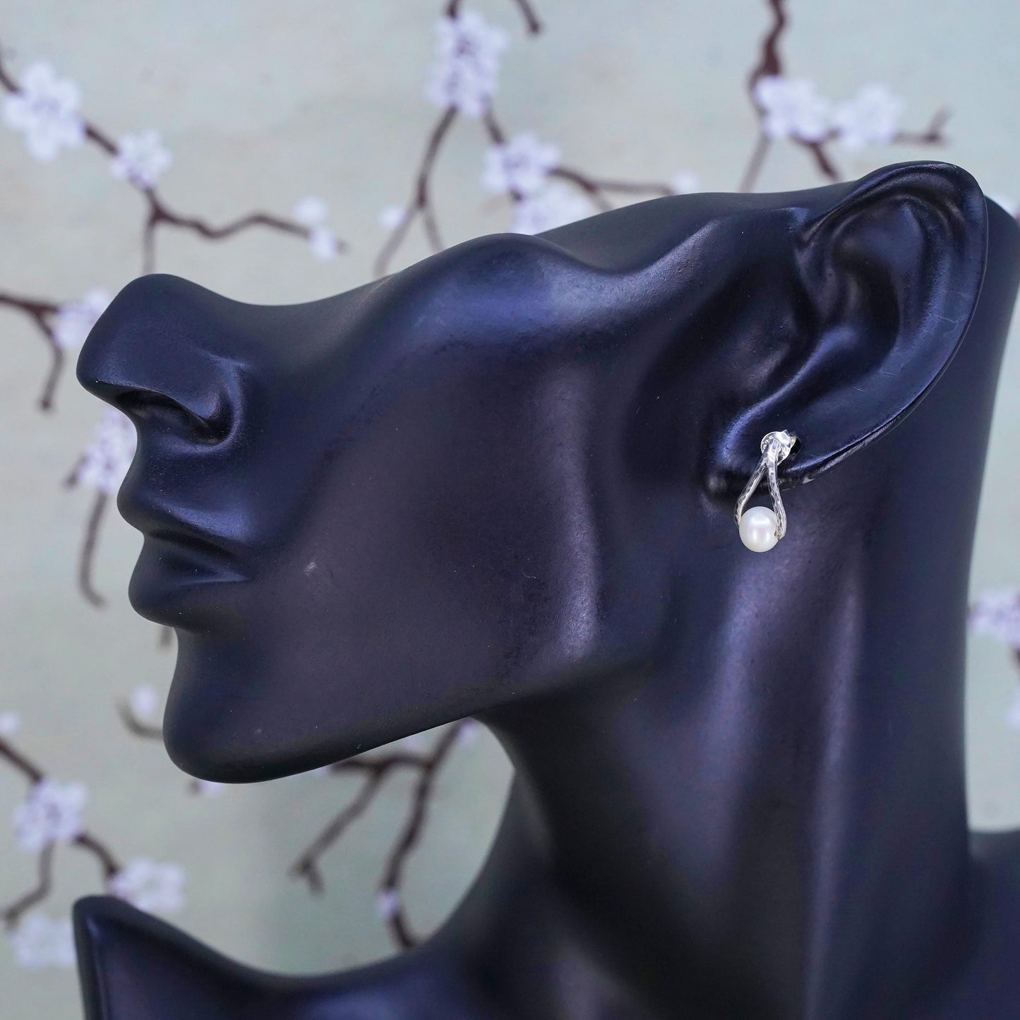 Vintage sterling silver earrings, 925 studs with pearl