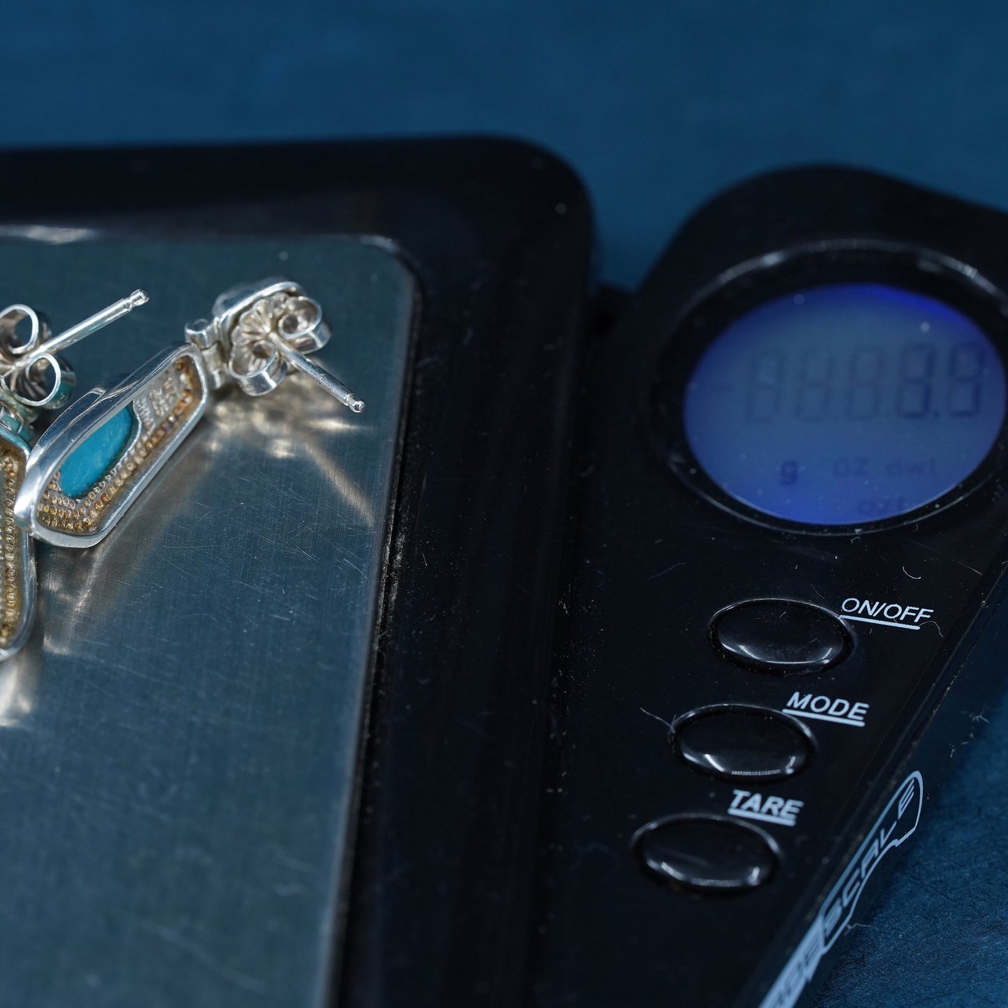 Vintage Thailand Sterling 925 silver handmade earrings with oval turquoise