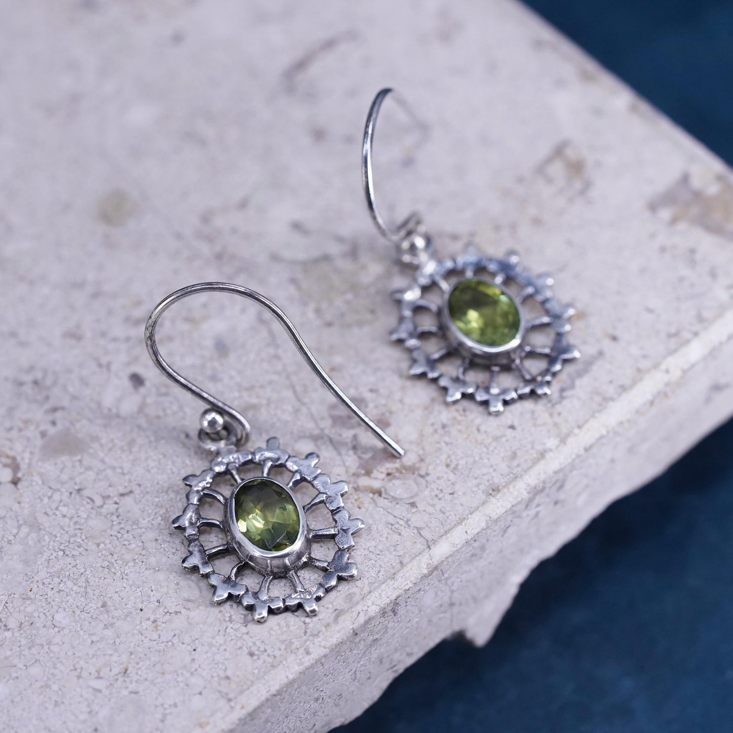 Vintage sterling silver handmade filigree earrings, 925 oval peridot