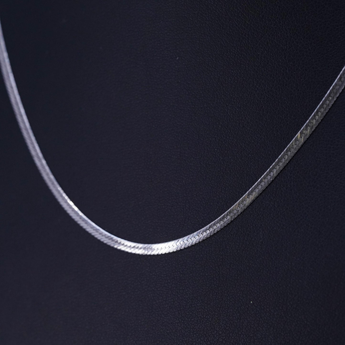 18” 3mm, vintage Italian Sterling 925 silver herringbone chain necklace