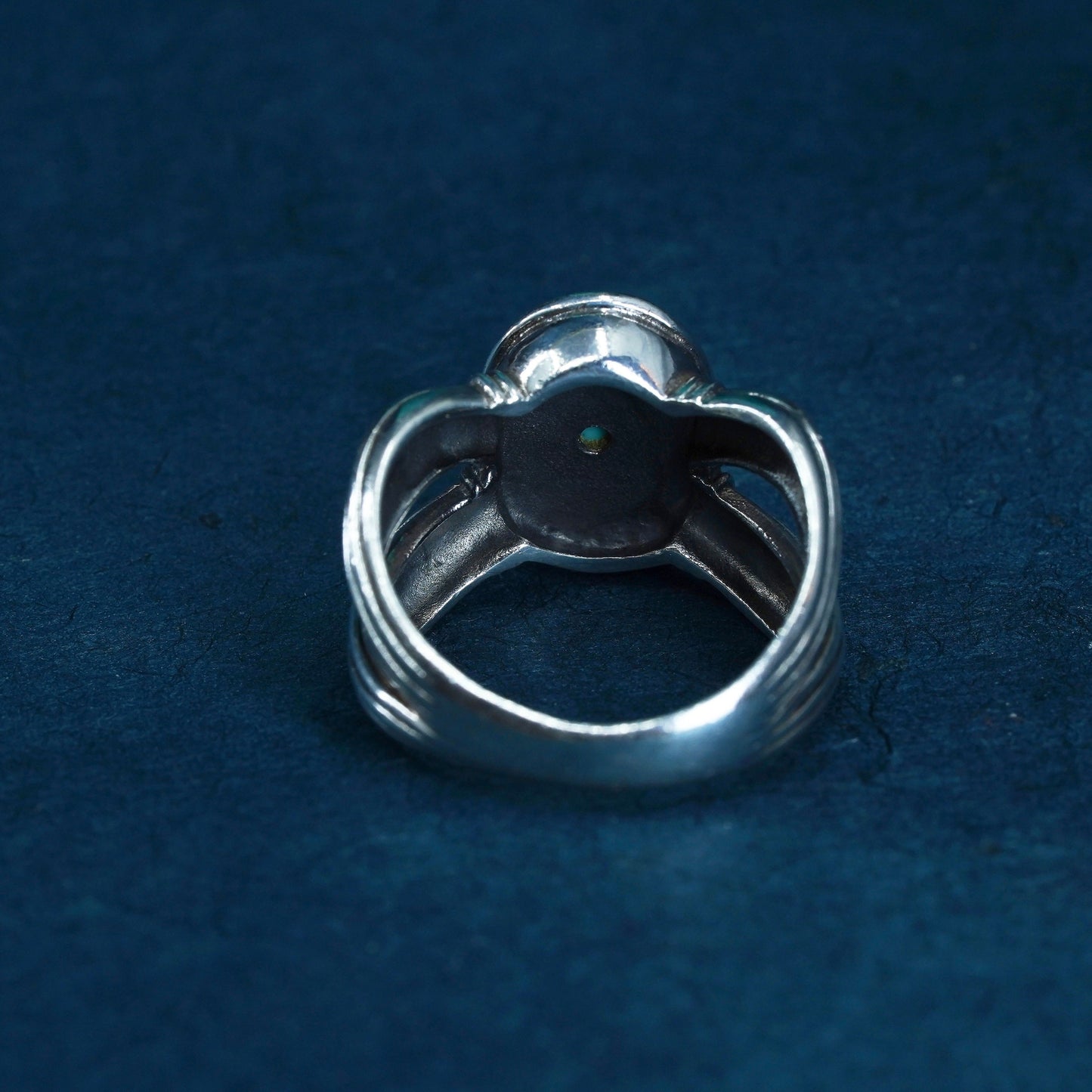 Size 7.5, vintage southwestern Sterling silver handmade ring with turquoise