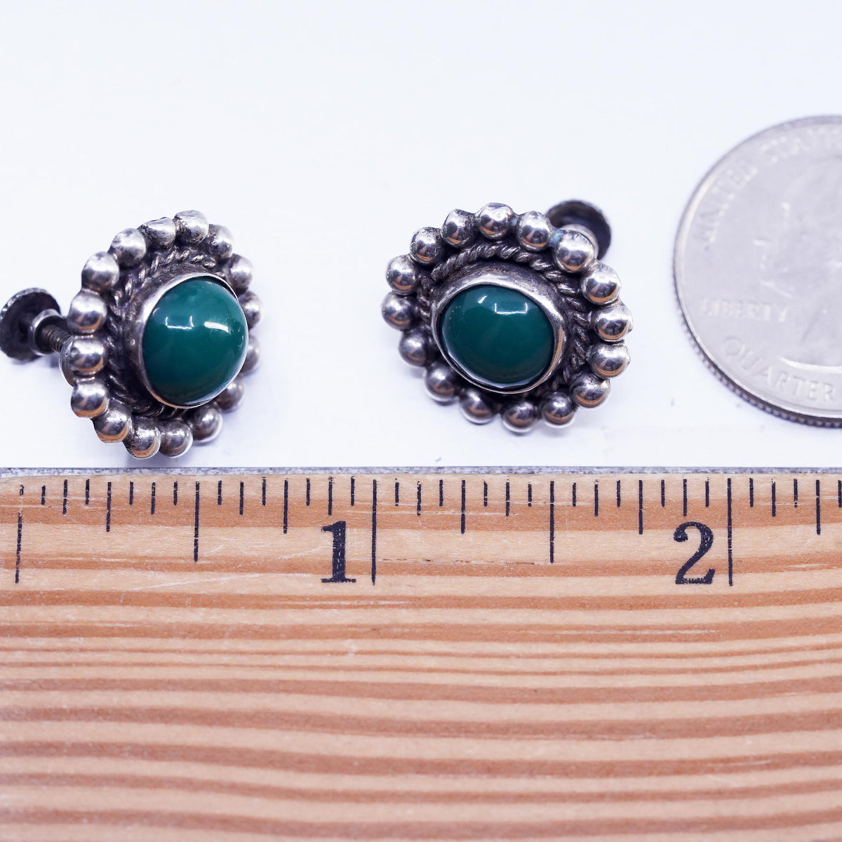 Vintage Mexican Sterling 925 silver earrings, round screw back green jade beads